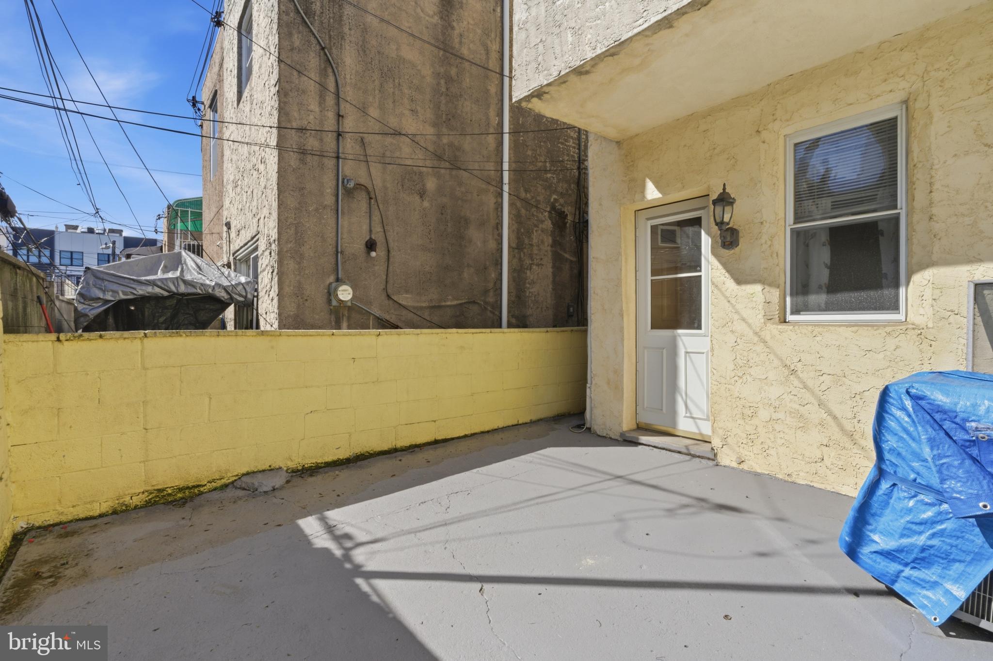 LOWER MOYAMENSING - Residential