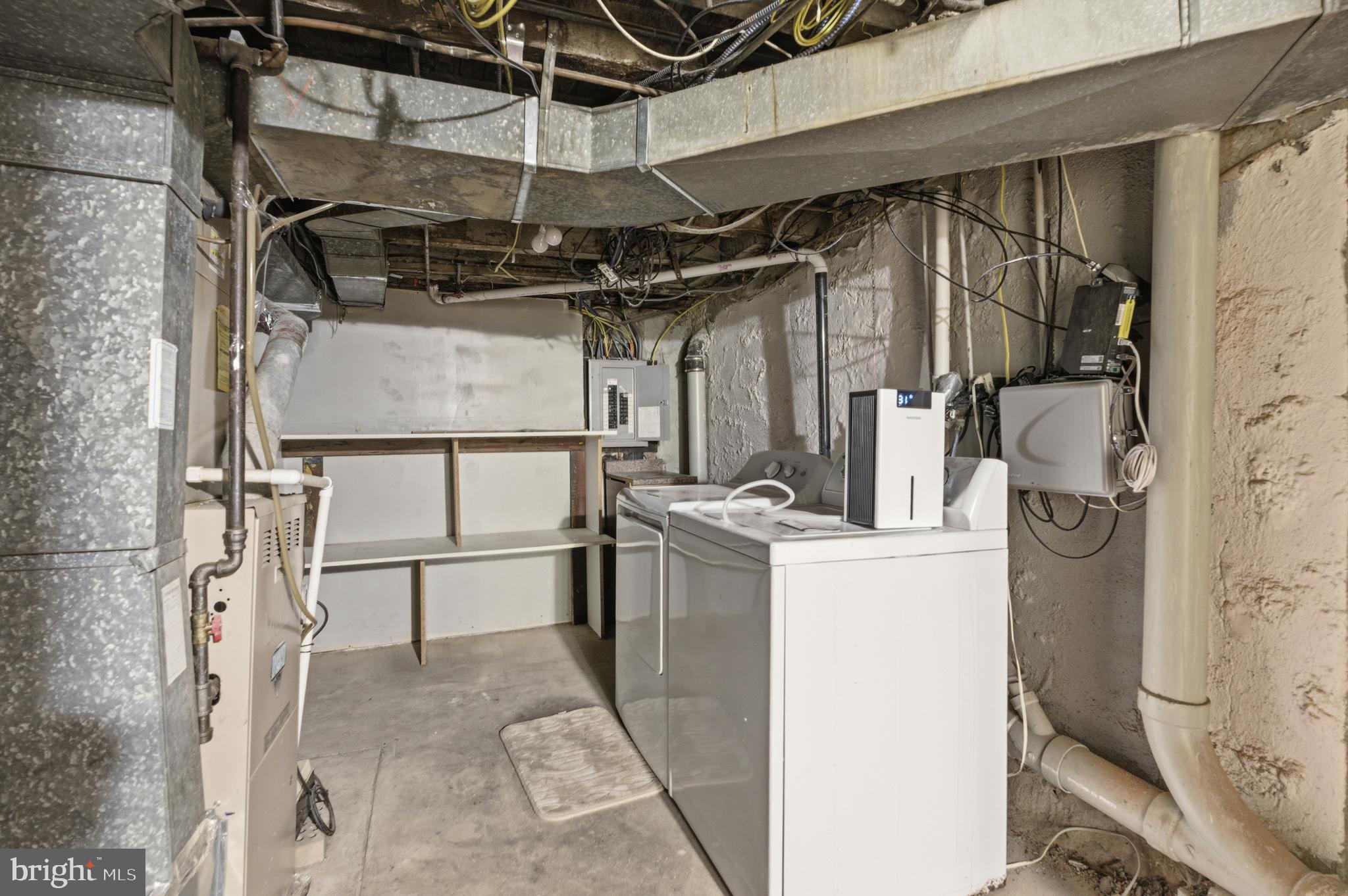 LOWER MOYAMENSING - Residential