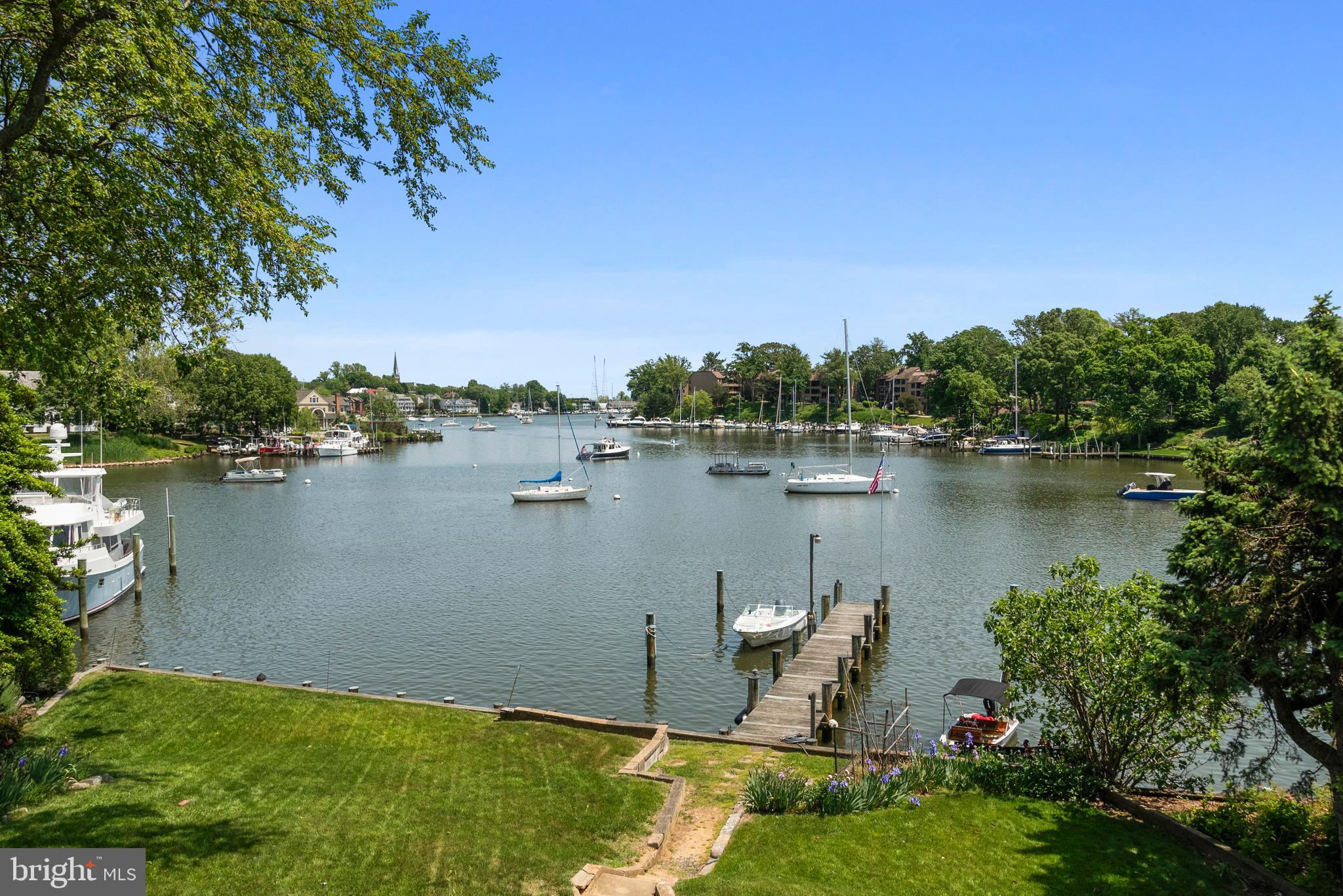 MURRAY HILL - Residential