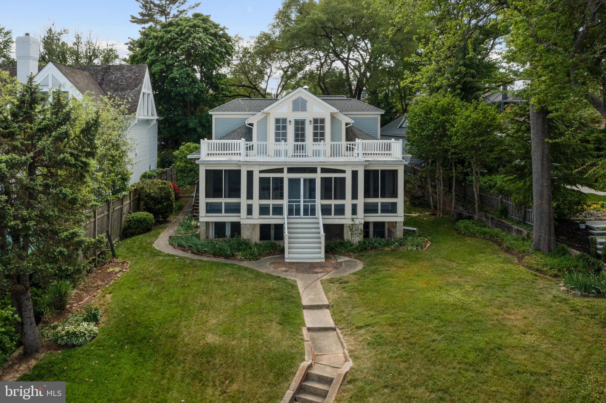 MURRAY HILL - Residential