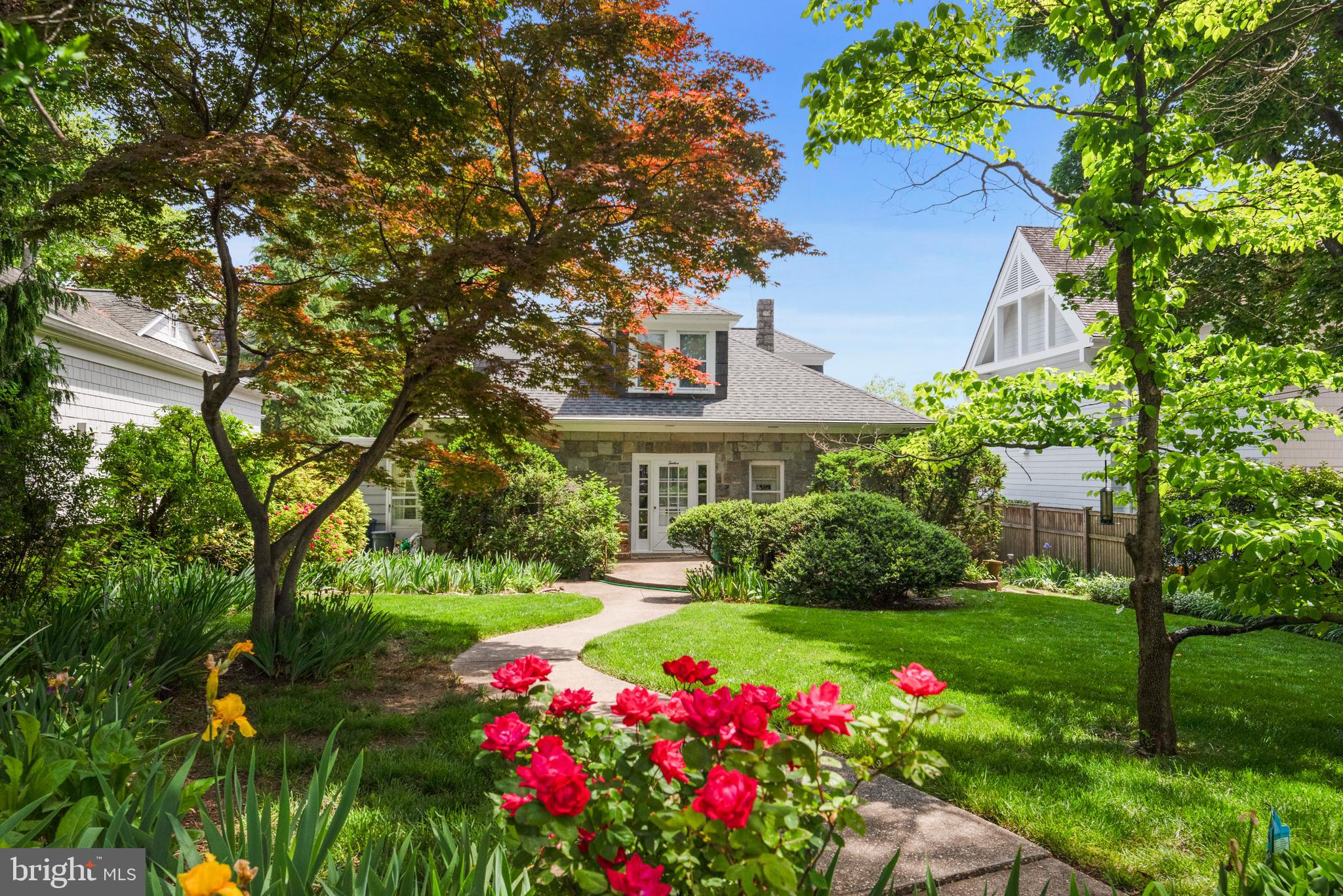 MURRAY HILL - Residential