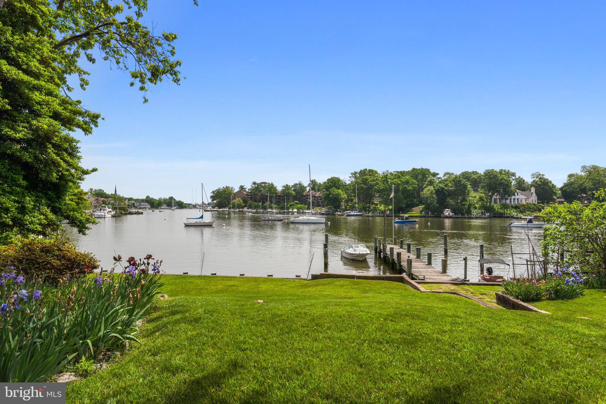 MURRAY HILL - Residential