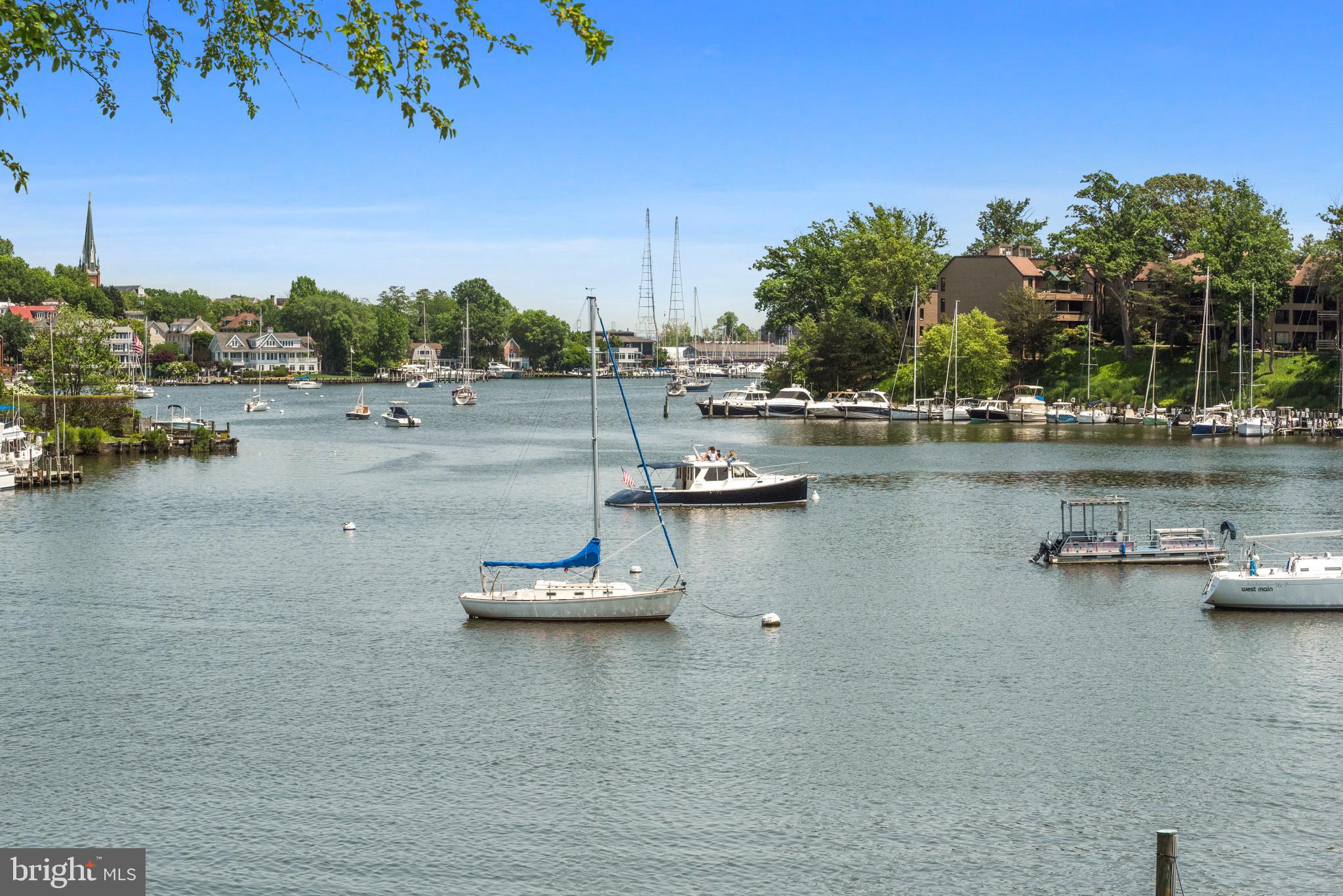 MURRAY HILL - Residential