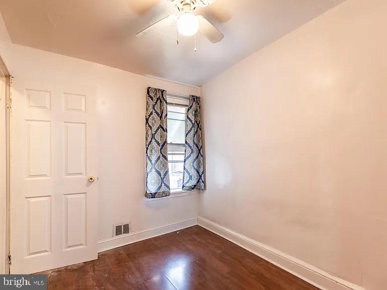 KENSINGTON - Residential