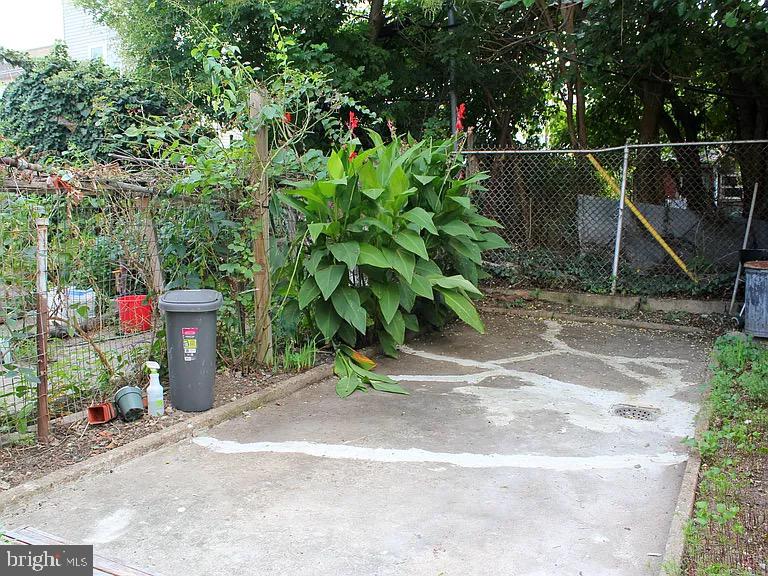 KENSINGTON - Residential