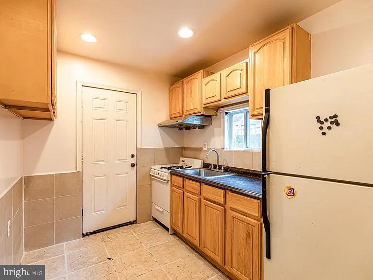 KENSINGTON - Residential