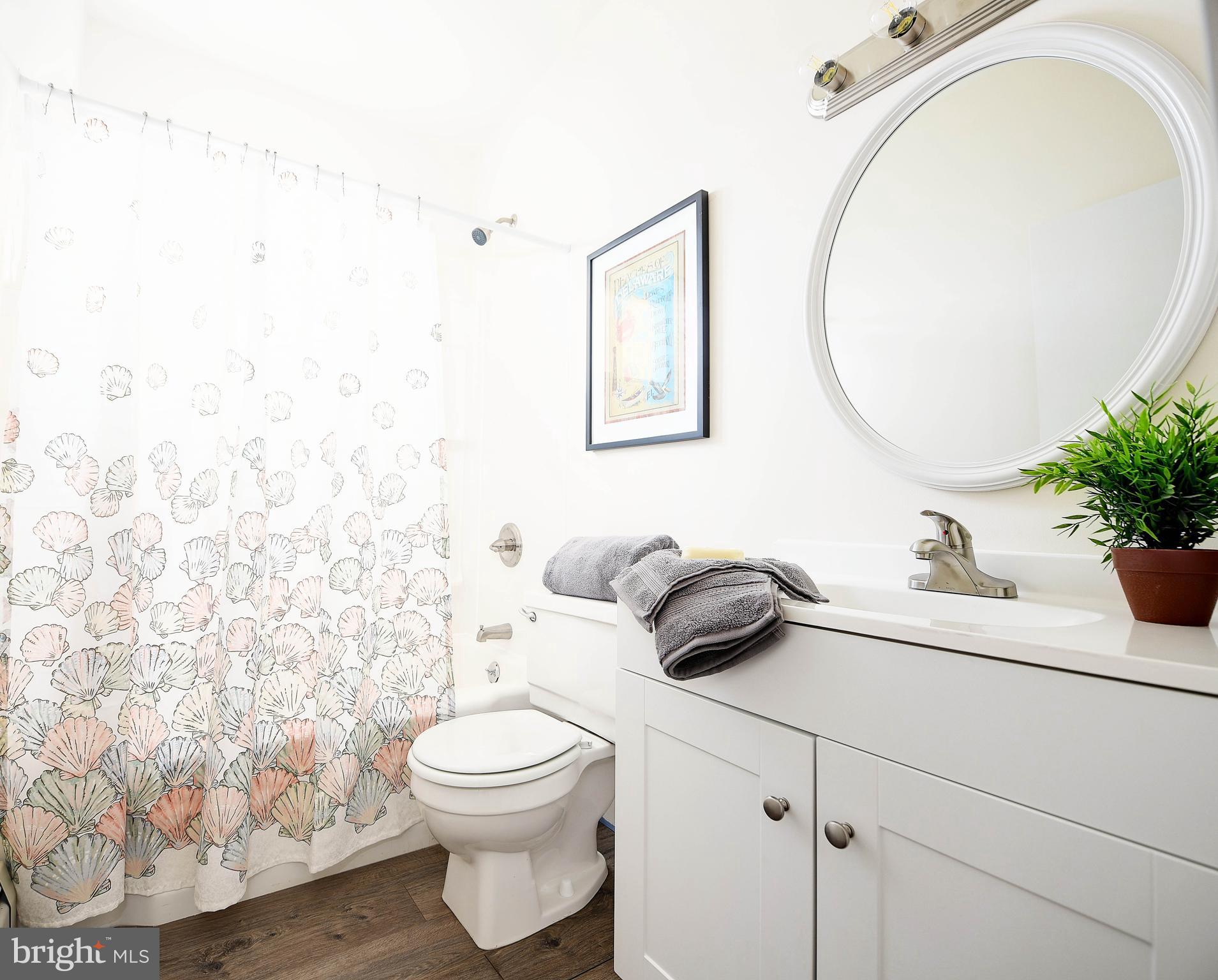 EDGEMERE - Residential