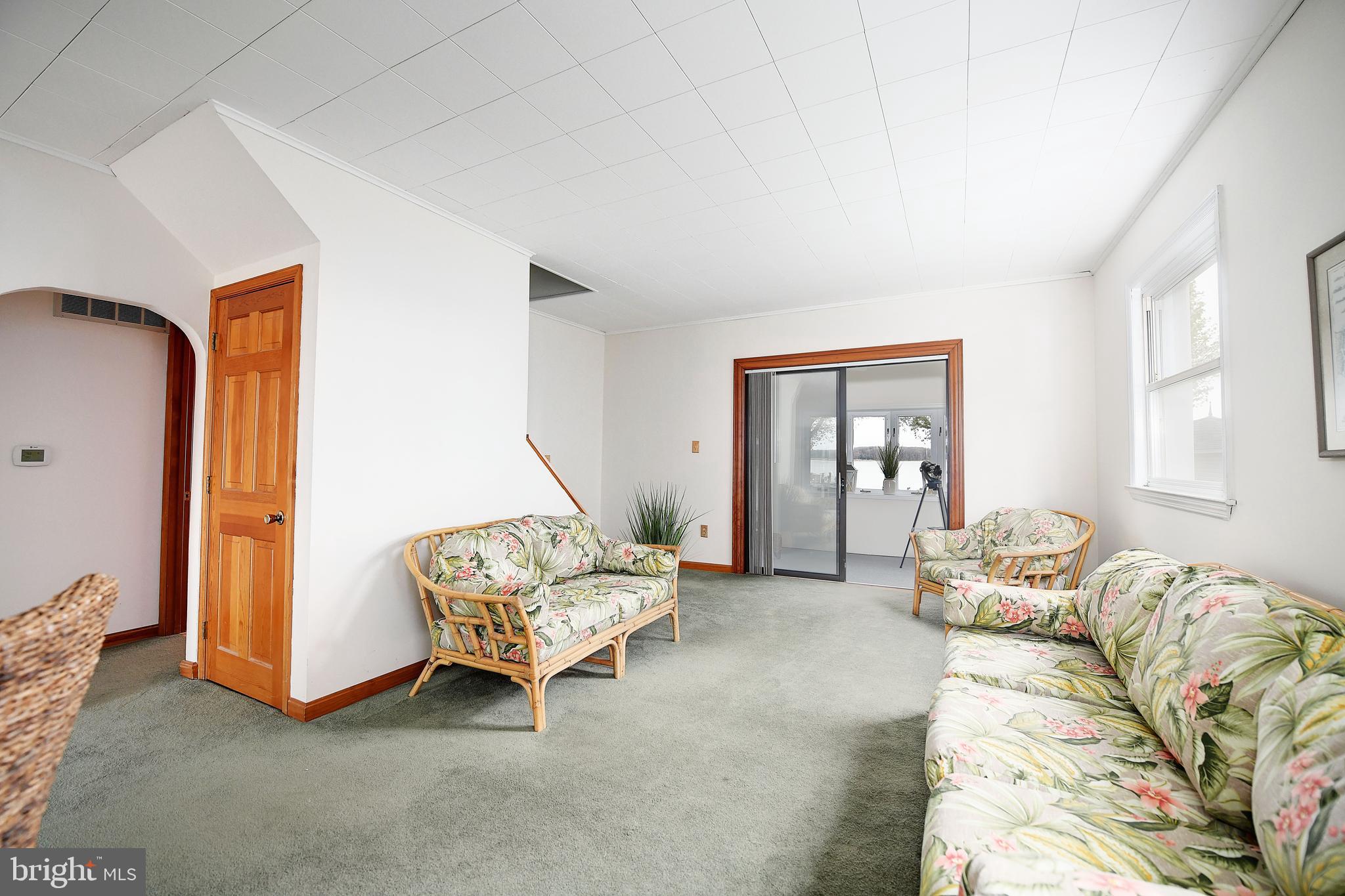 EDGEMERE - Residential