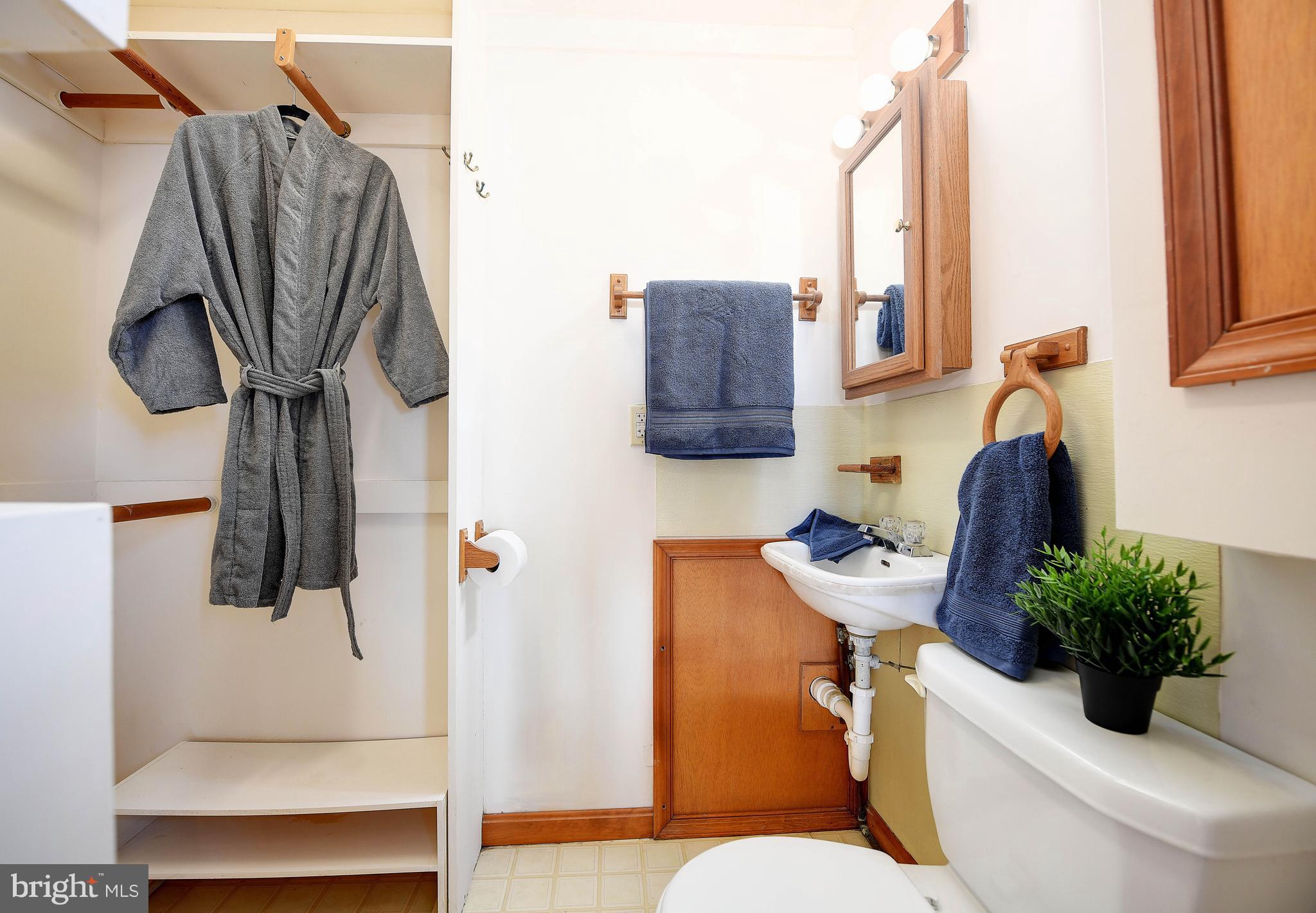 EDGEMERE - Residential