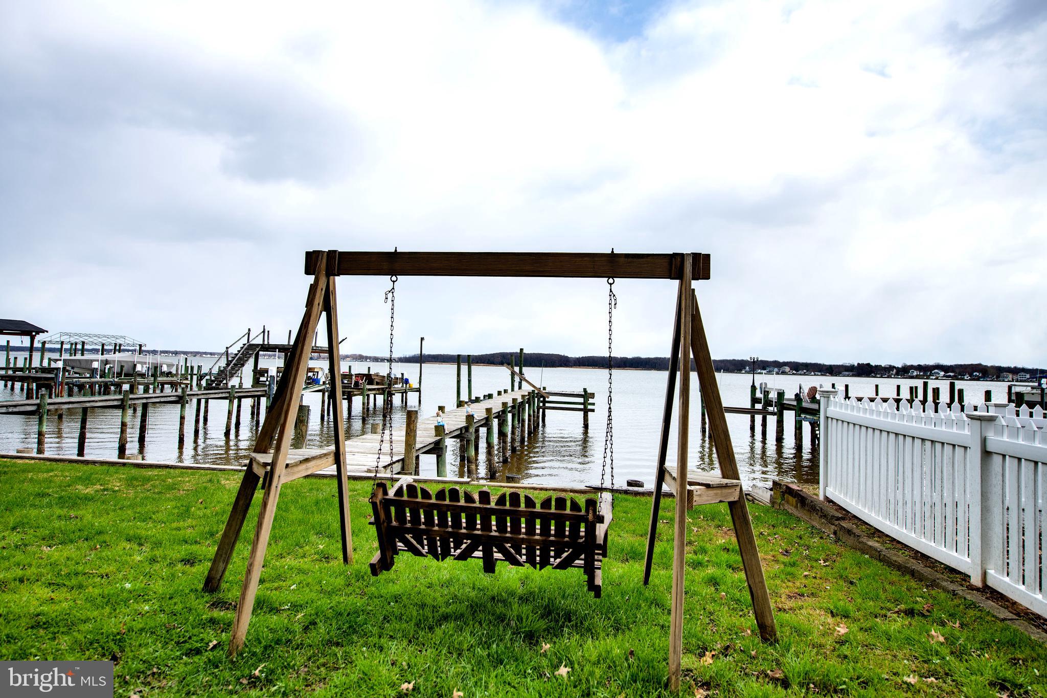 EDGEMERE - Residential