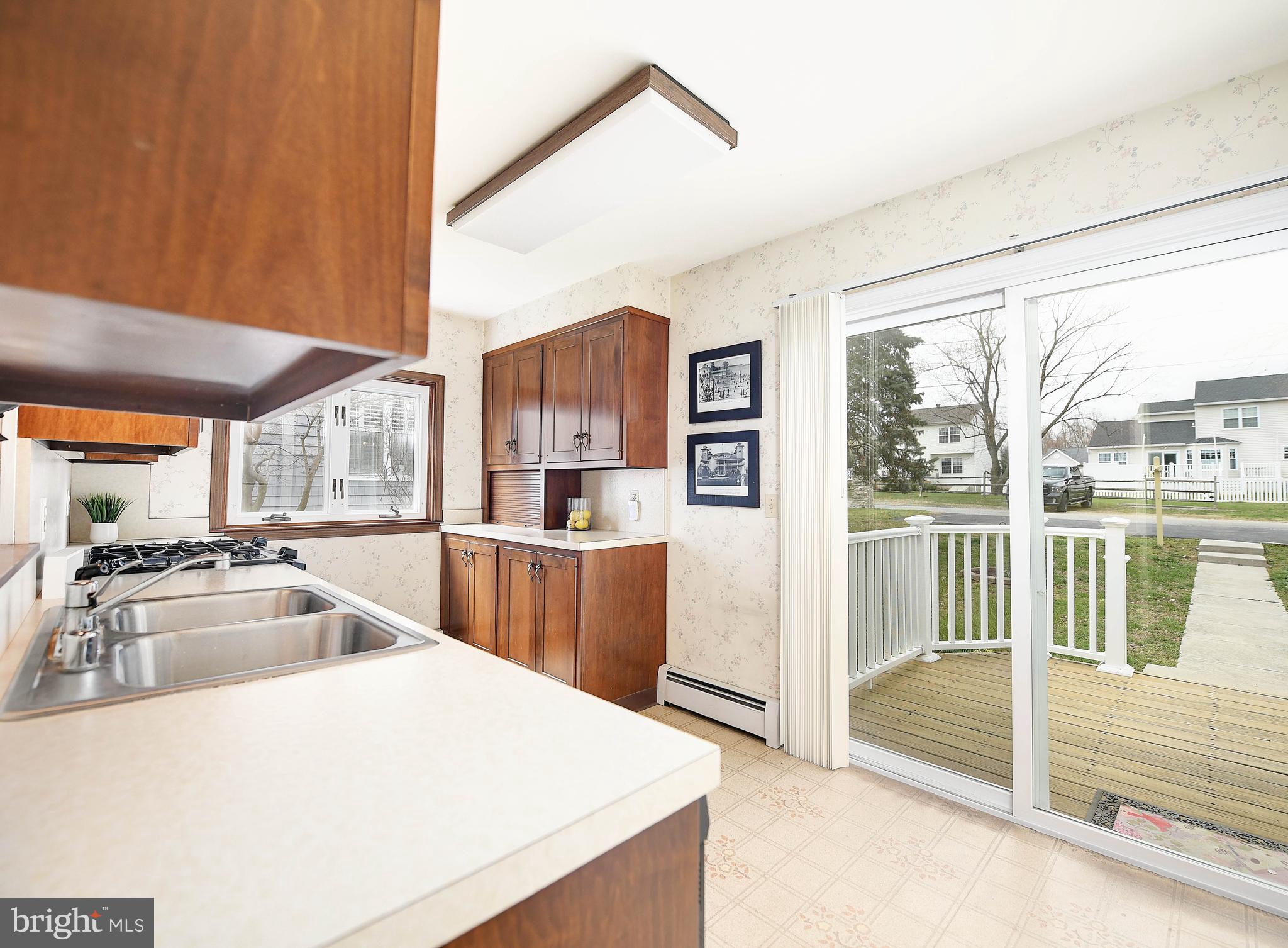 EDGEMERE - Residential