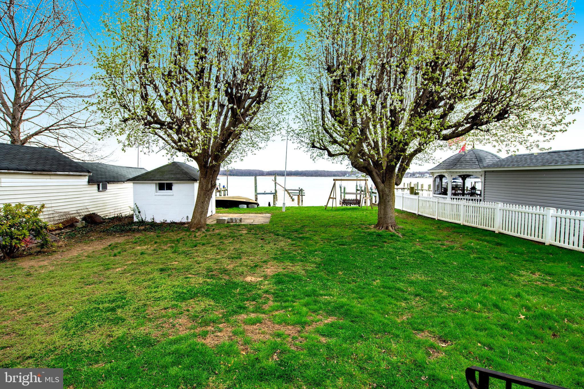 EDGEMERE - Residential