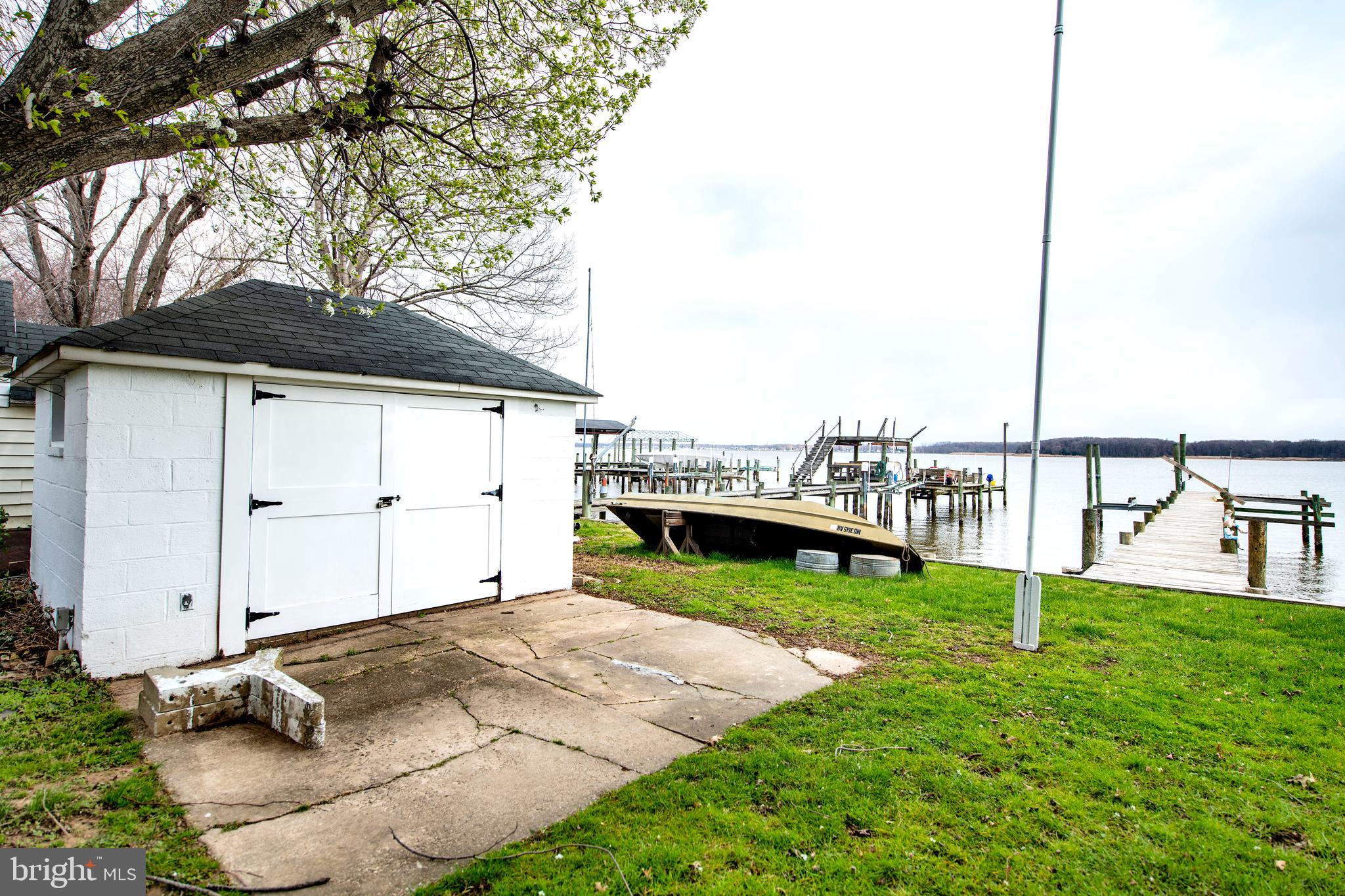 EDGEMERE - Residential