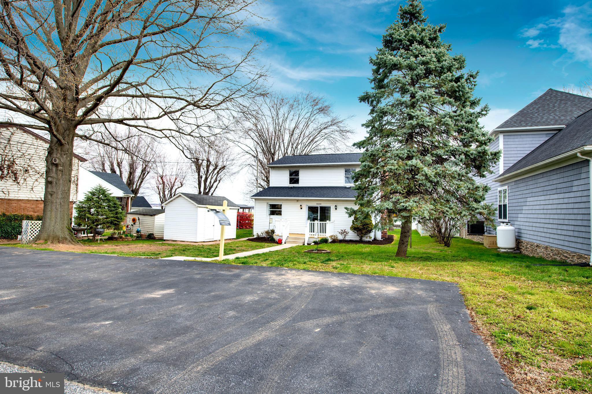 EDGEMERE - Residential