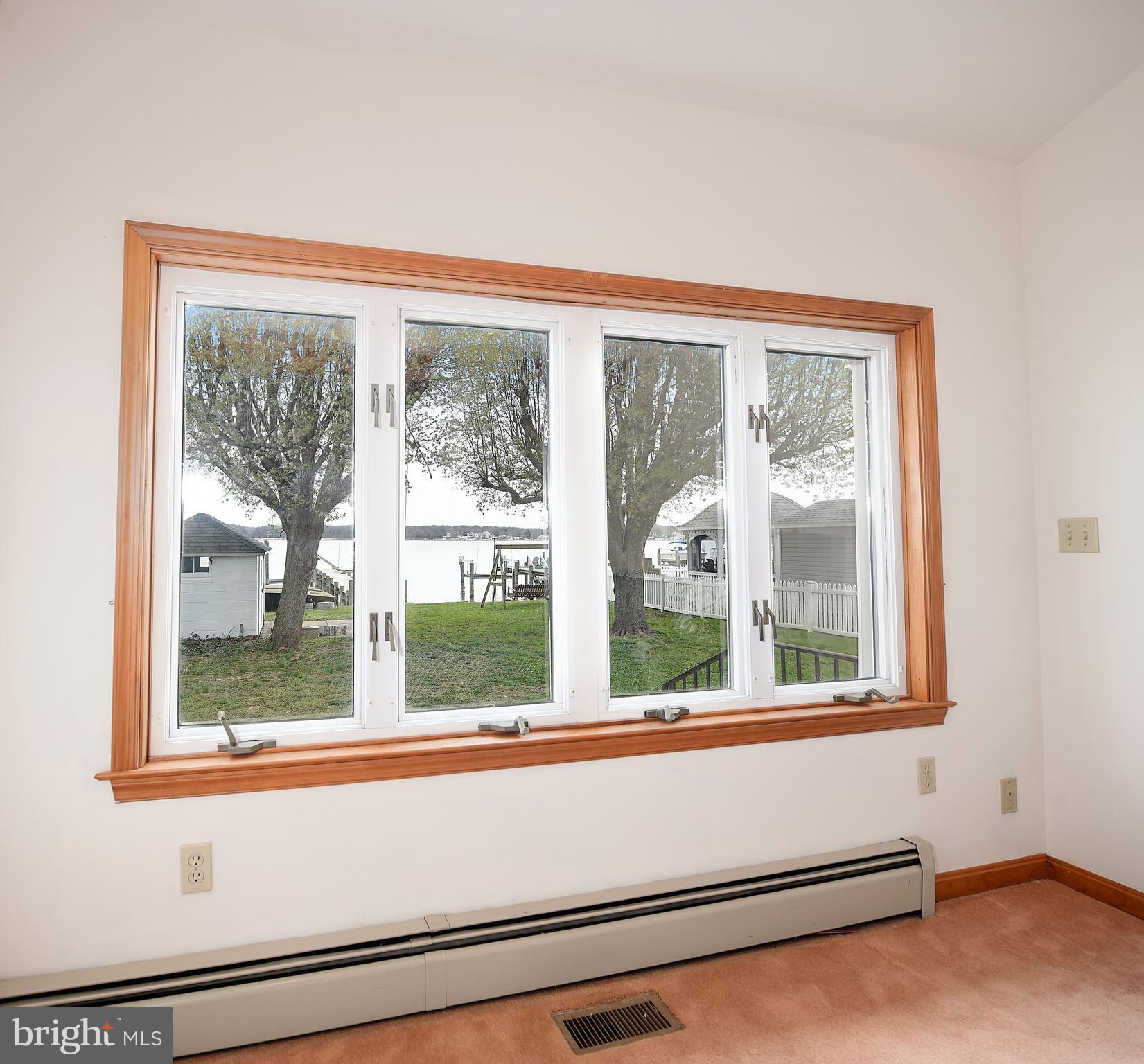 EDGEMERE - Residential