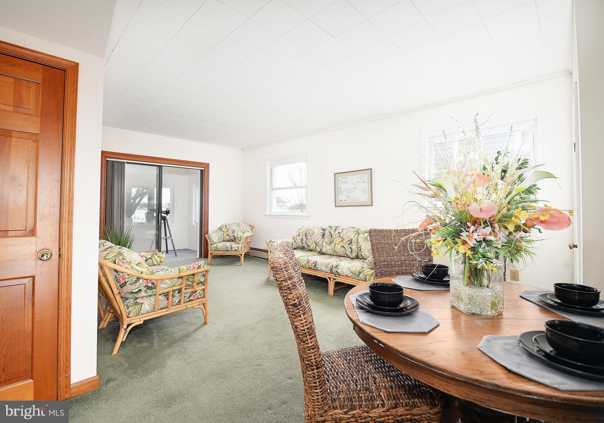 EDGEMERE - Residential