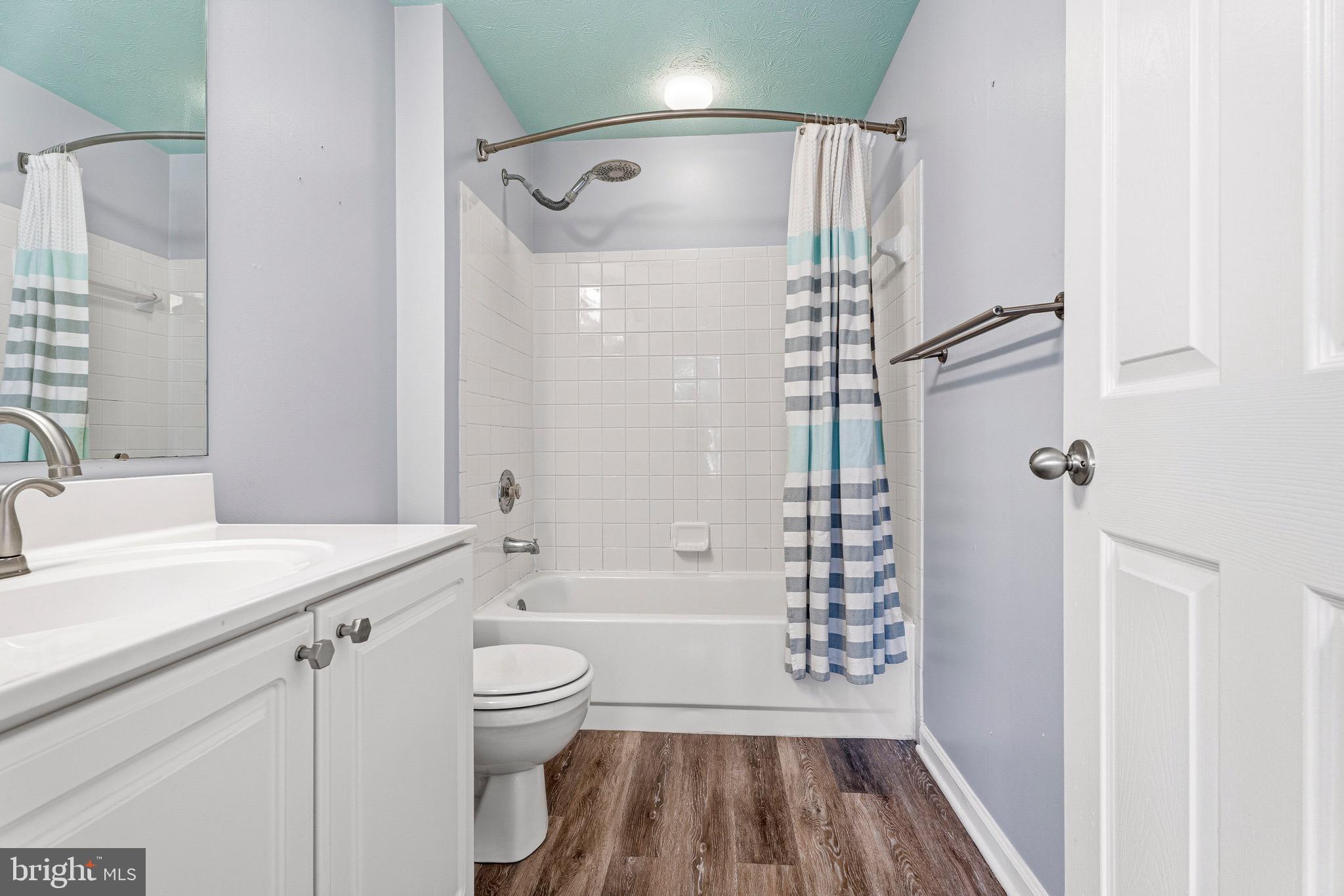 WORTHINGTON GLEN - Residential