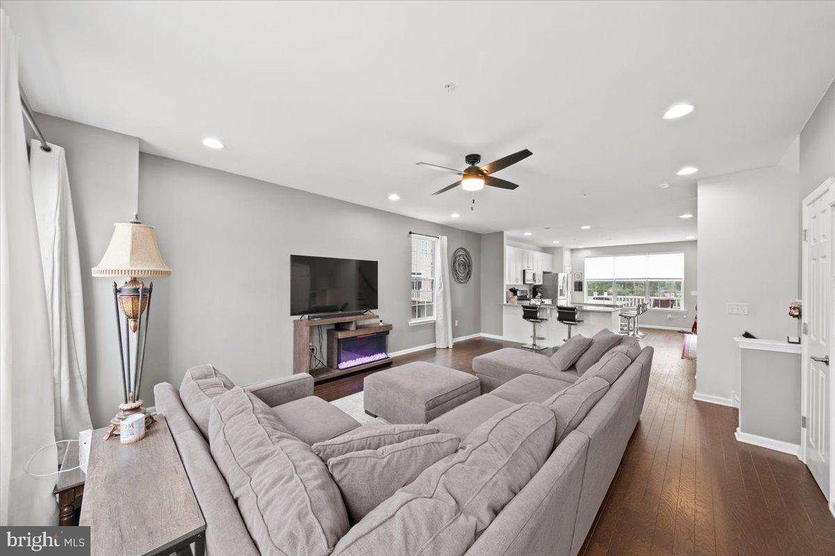 46 EDDY WAY