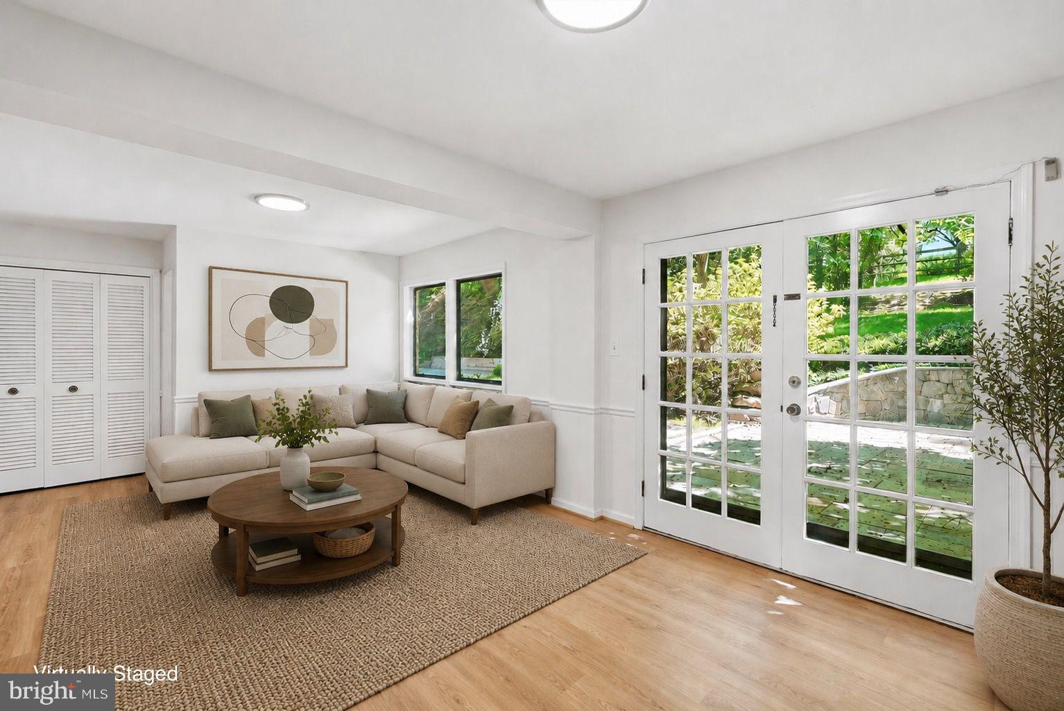 BURNING TREE ESTATES - Residential