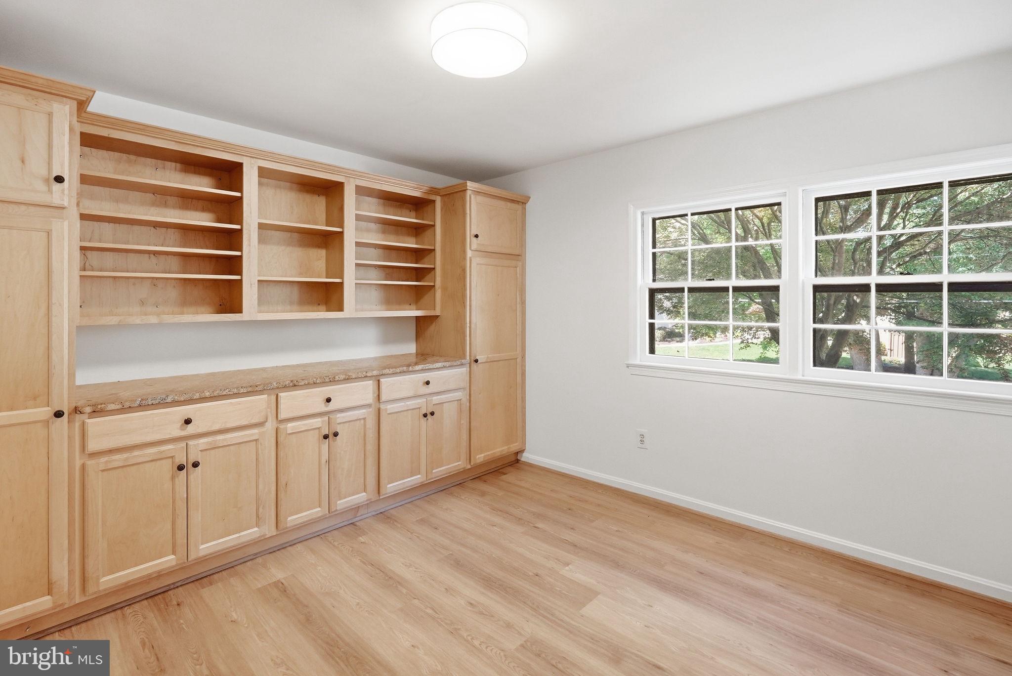 BURNING TREE ESTATES - Residential