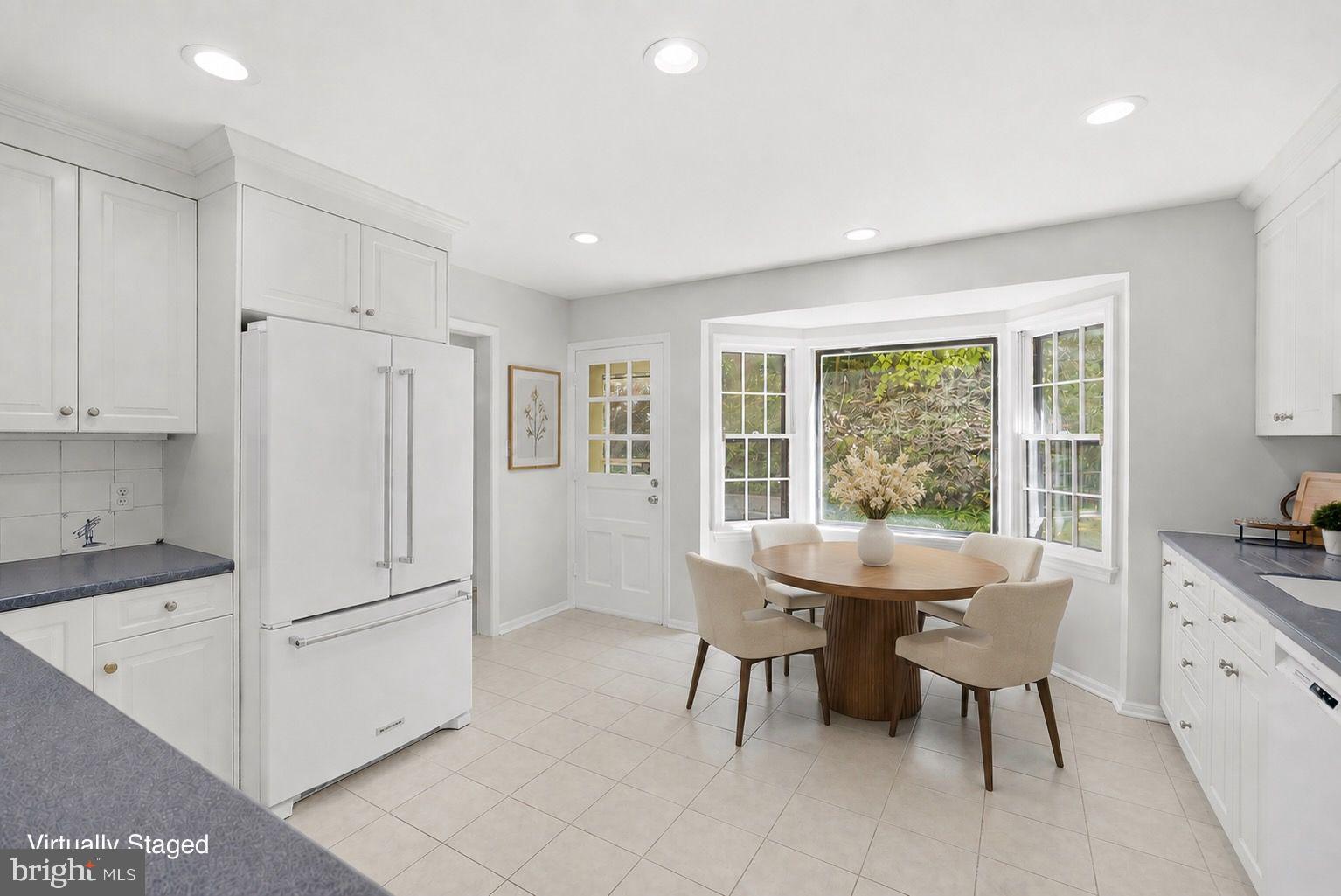 BURNING TREE ESTATES - Residential