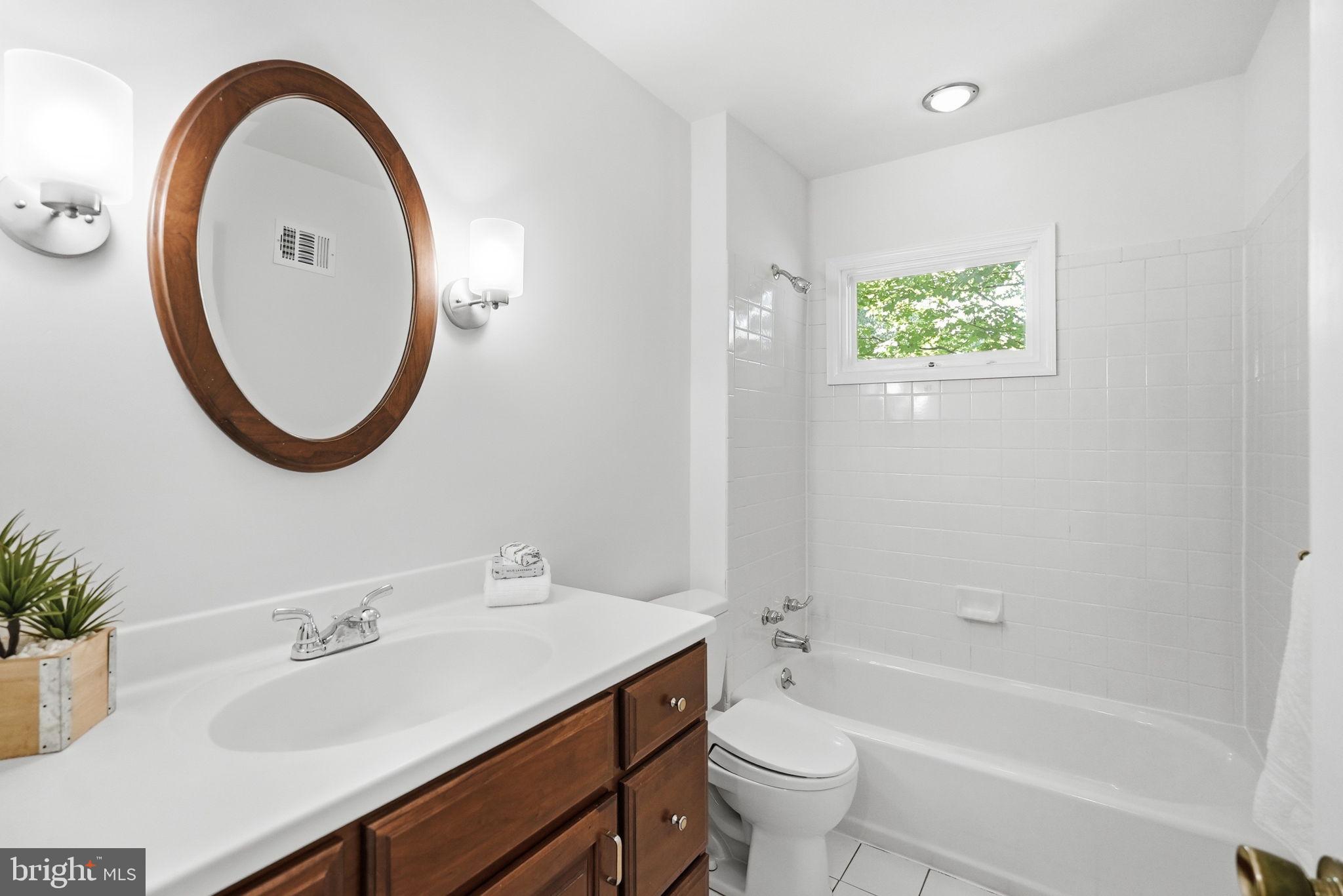 BURNING TREE ESTATES - Residential