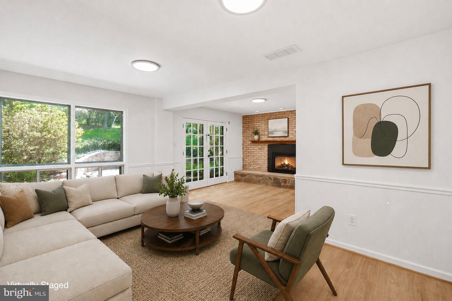 BURNING TREE ESTATES - Residential