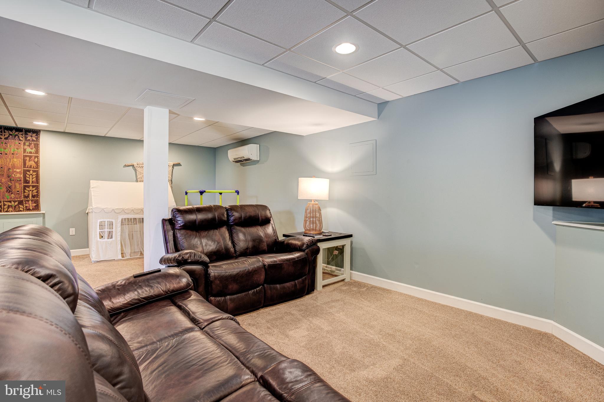 TROTTER FARMS - Residential
