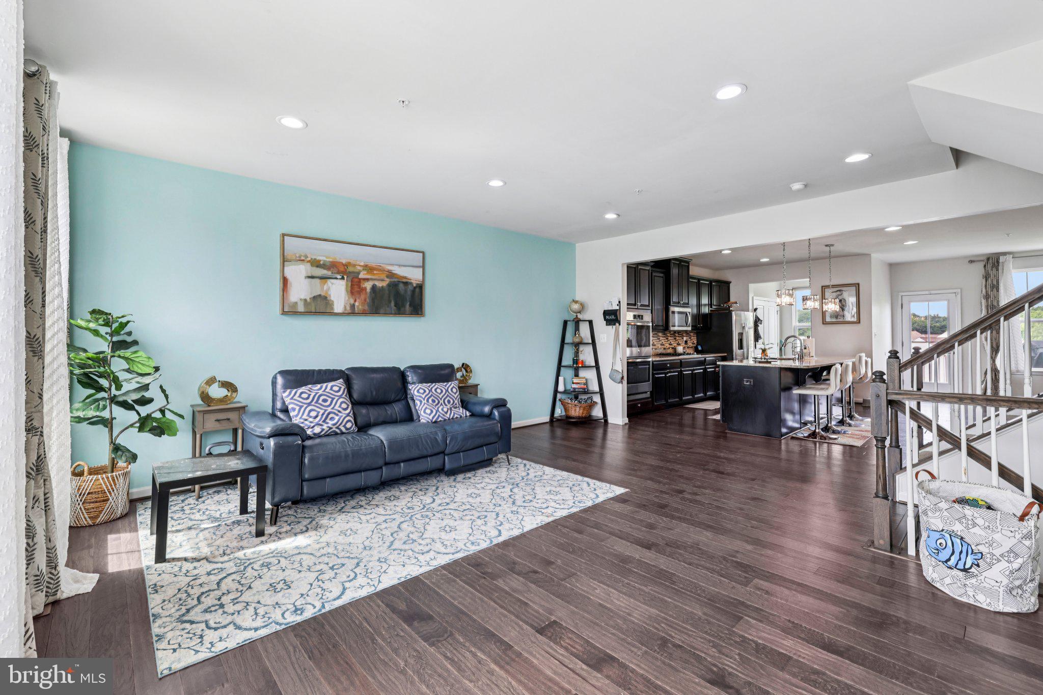 9616 JULIA LANE