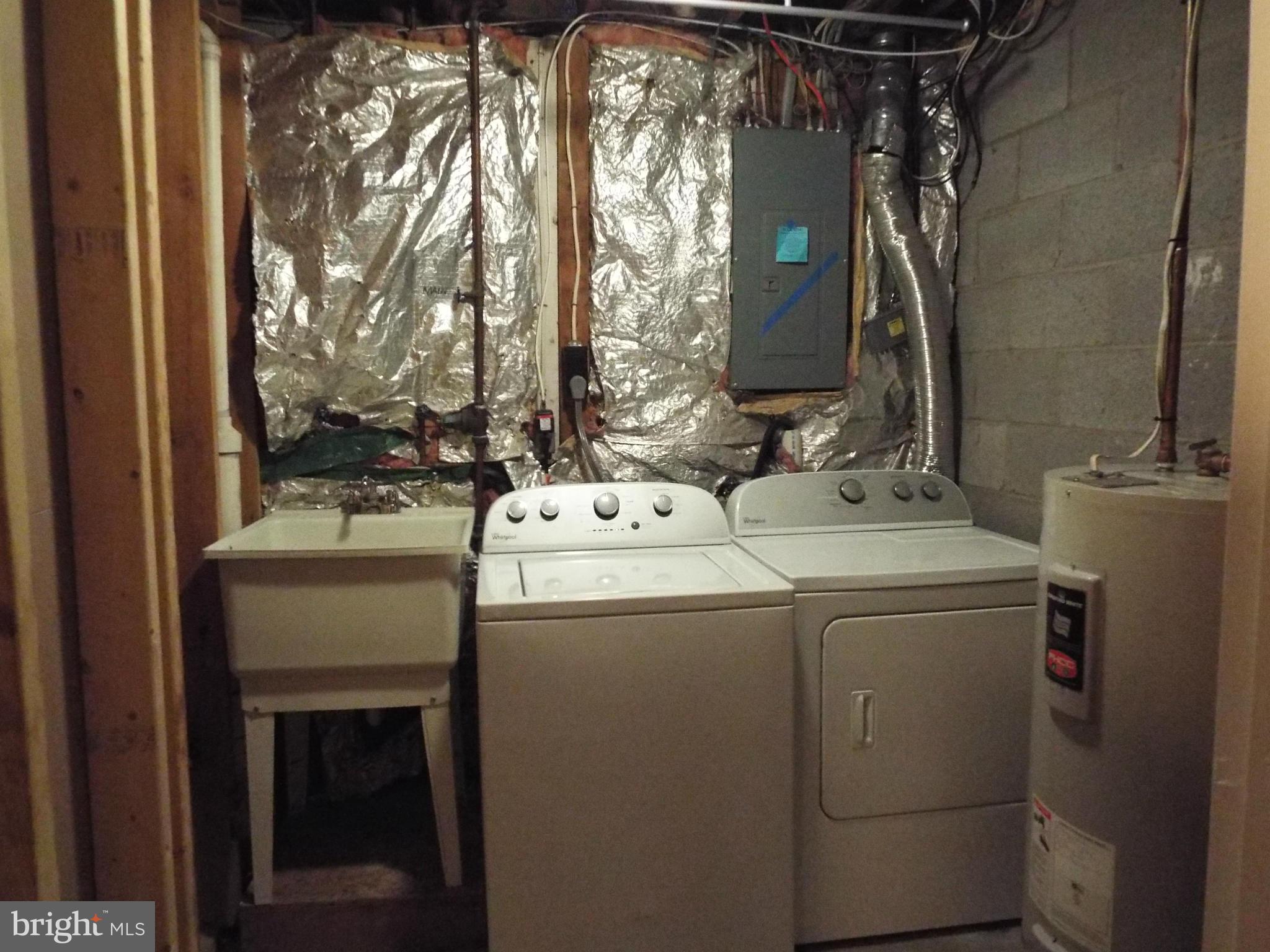 ASPEN PARK - Residential Lease