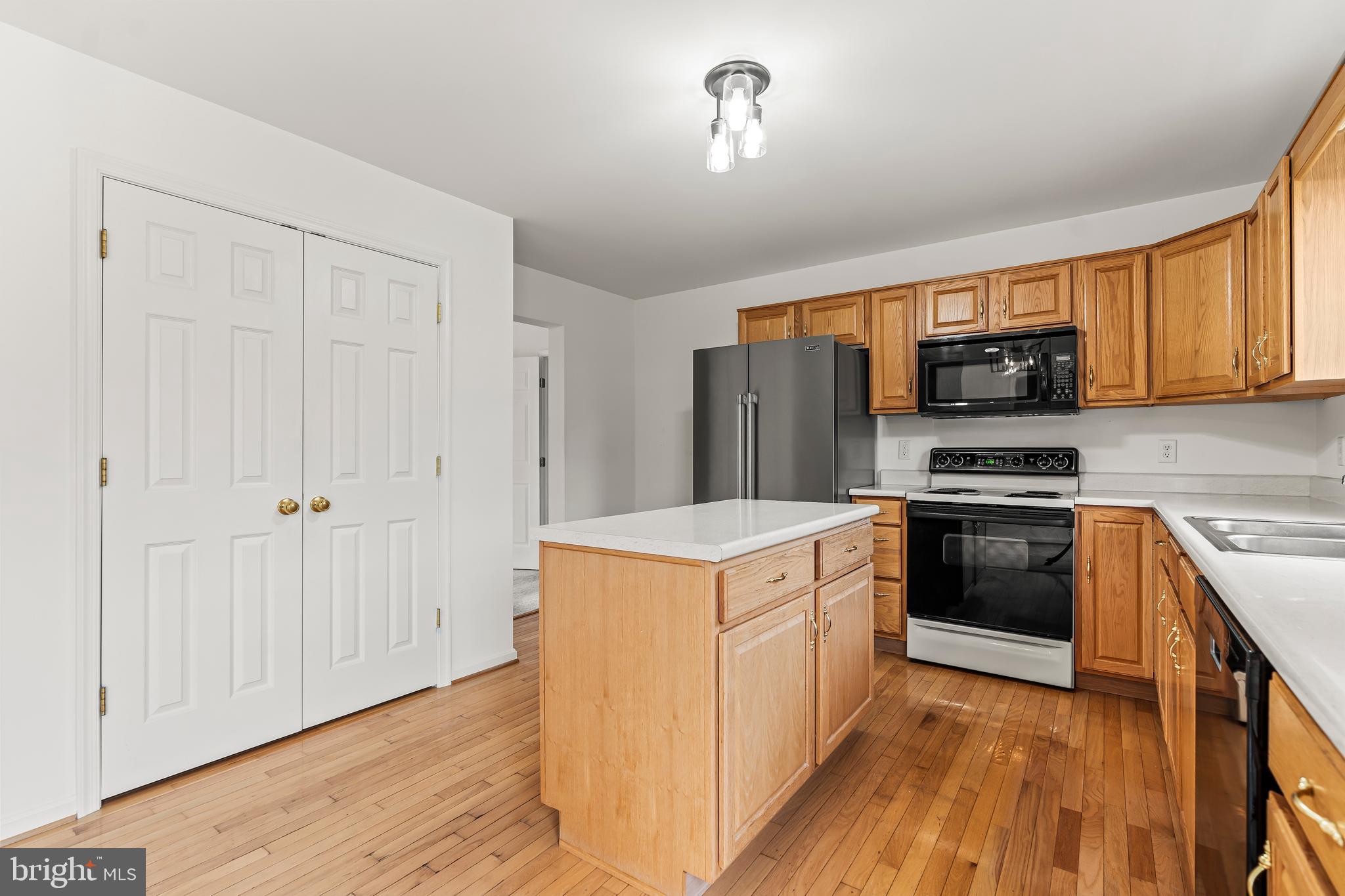 BATTLEFIELD KNOLLS - Residential