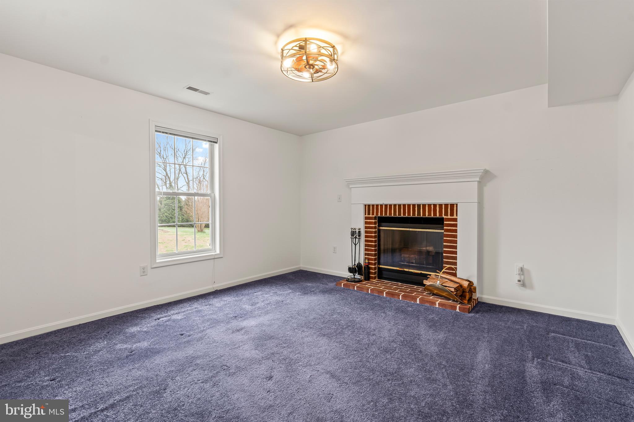 BATTLEFIELD KNOLLS - Residential