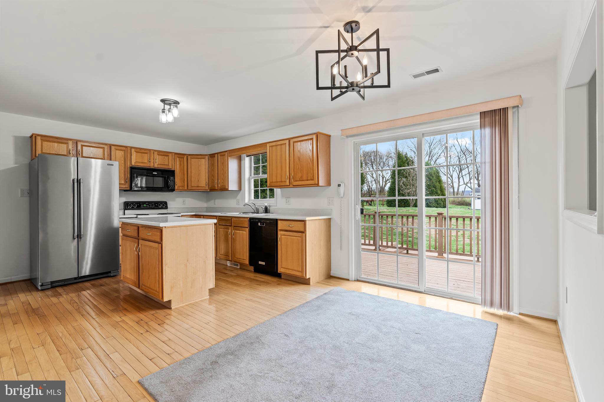 BATTLEFIELD KNOLLS - Residential