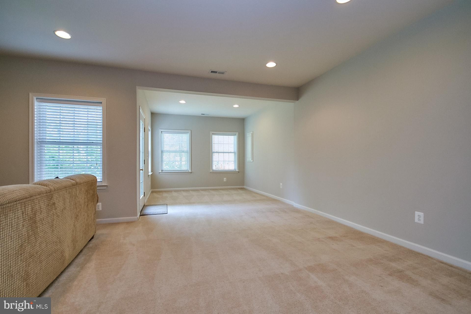 DOMINION VALLEY COUNTRY CLUB - Residential