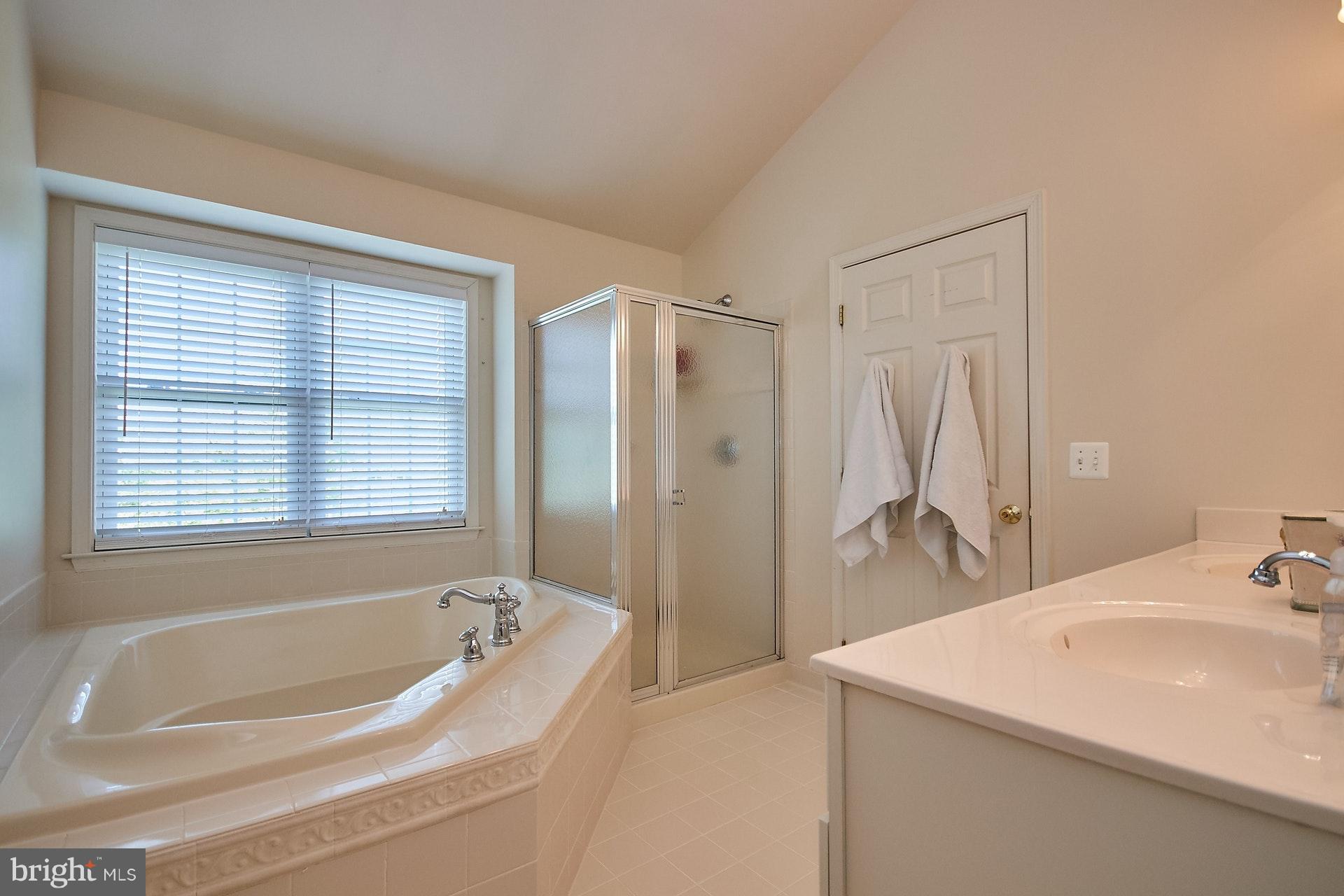 DOMINION VALLEY COUNTRY CLUB - Residential