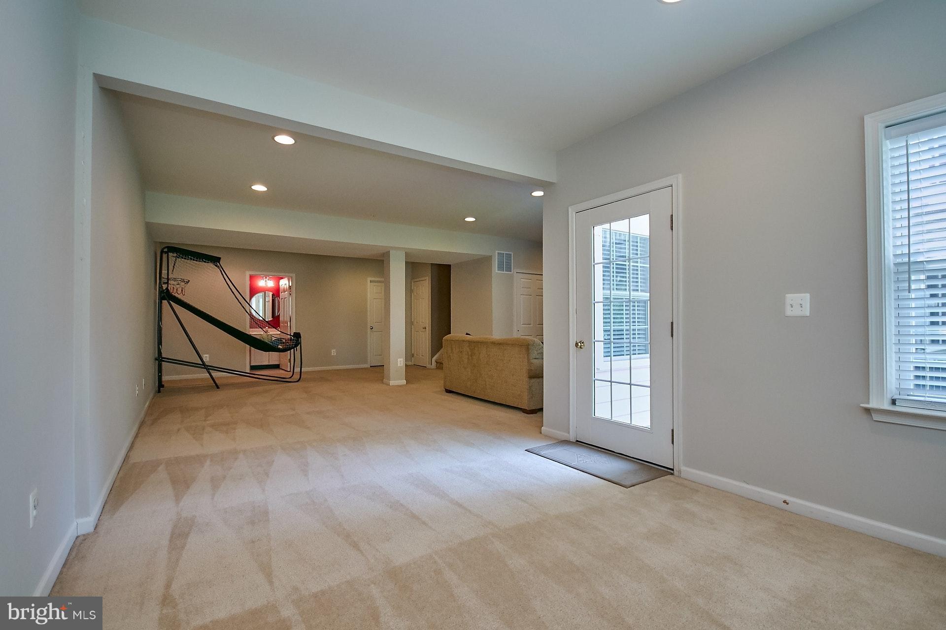 DOMINION VALLEY COUNTRY CLUB - Residential