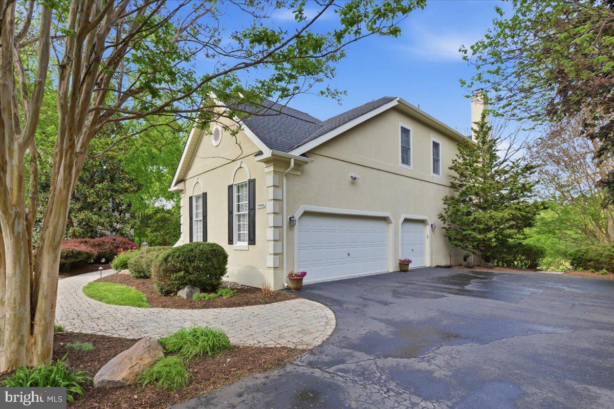 19586 SARATOGA SPRINGS PLACE