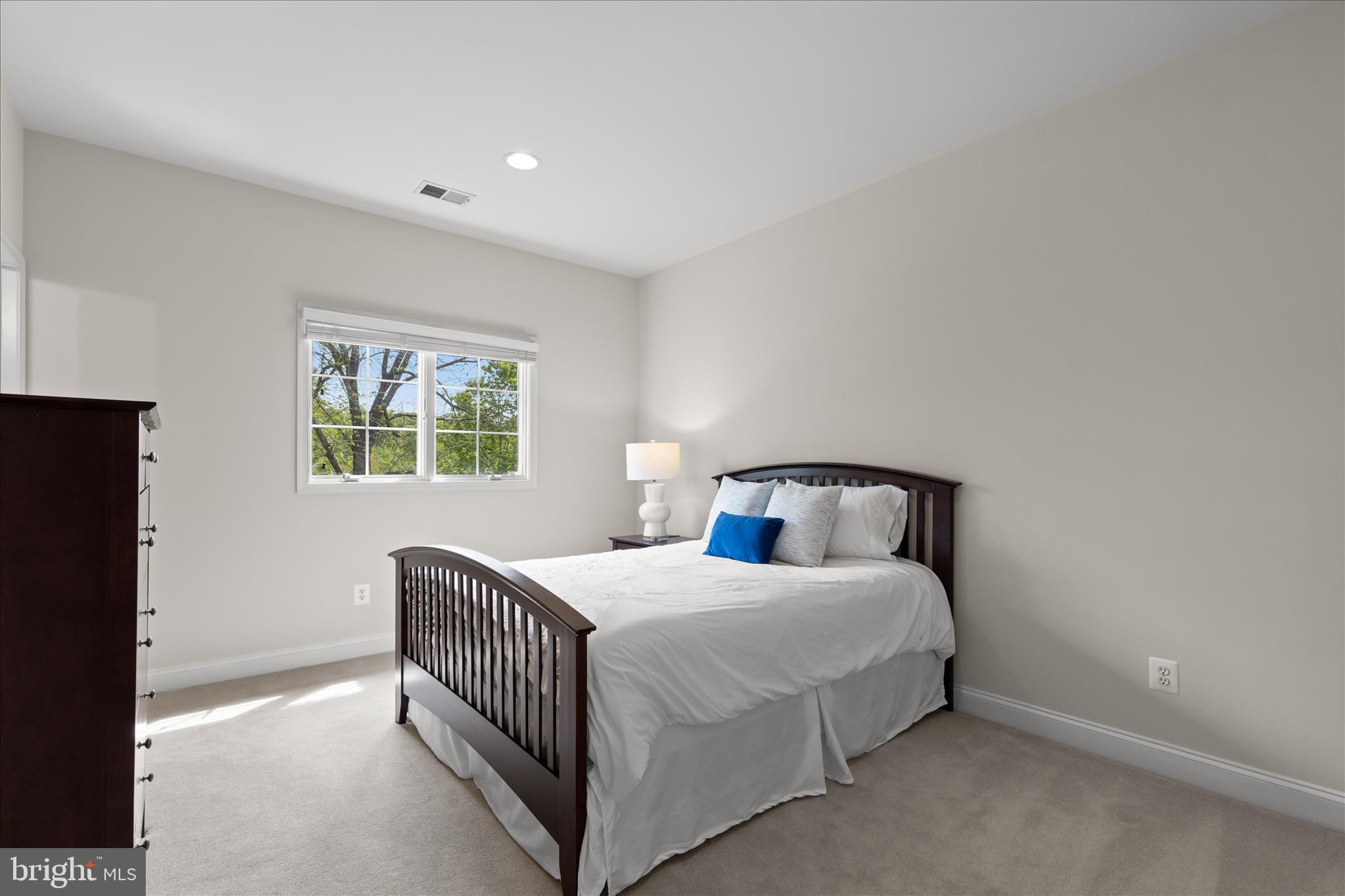 BELMONT COUNTRY CLUB - Residential