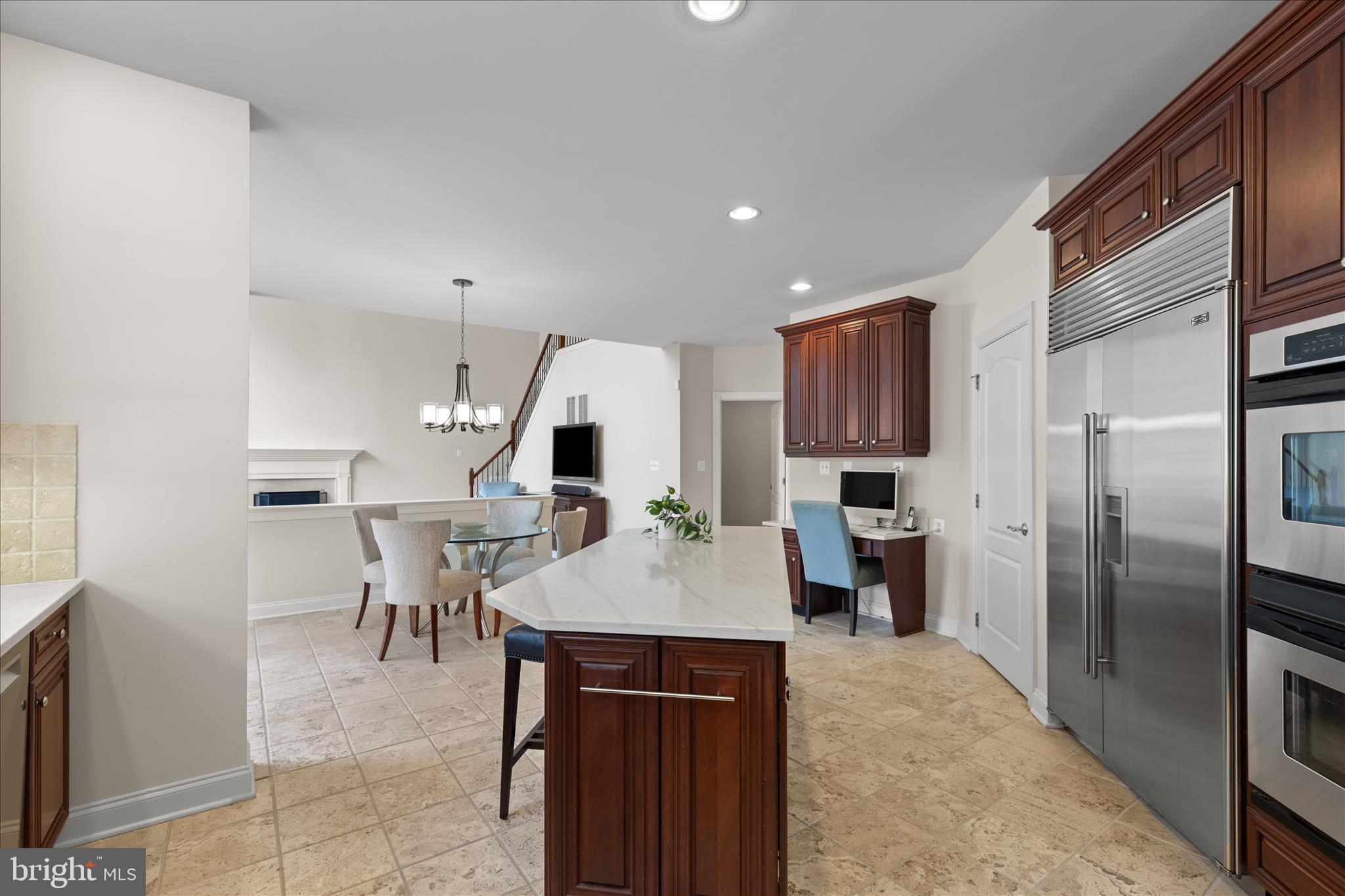 BELMONT COUNTRY CLUB - Residential