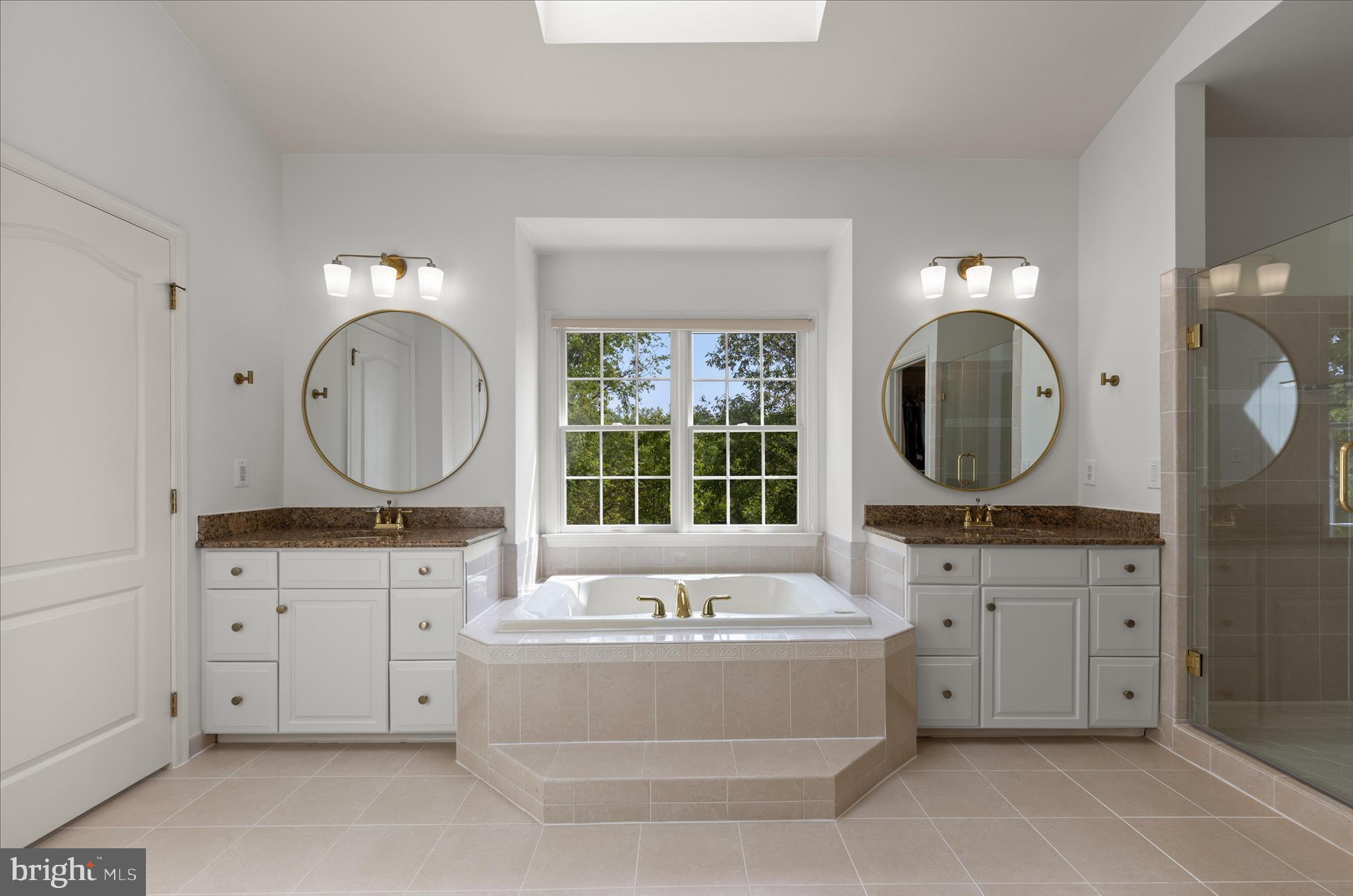 BELMONT COUNTRY CLUB - Residential