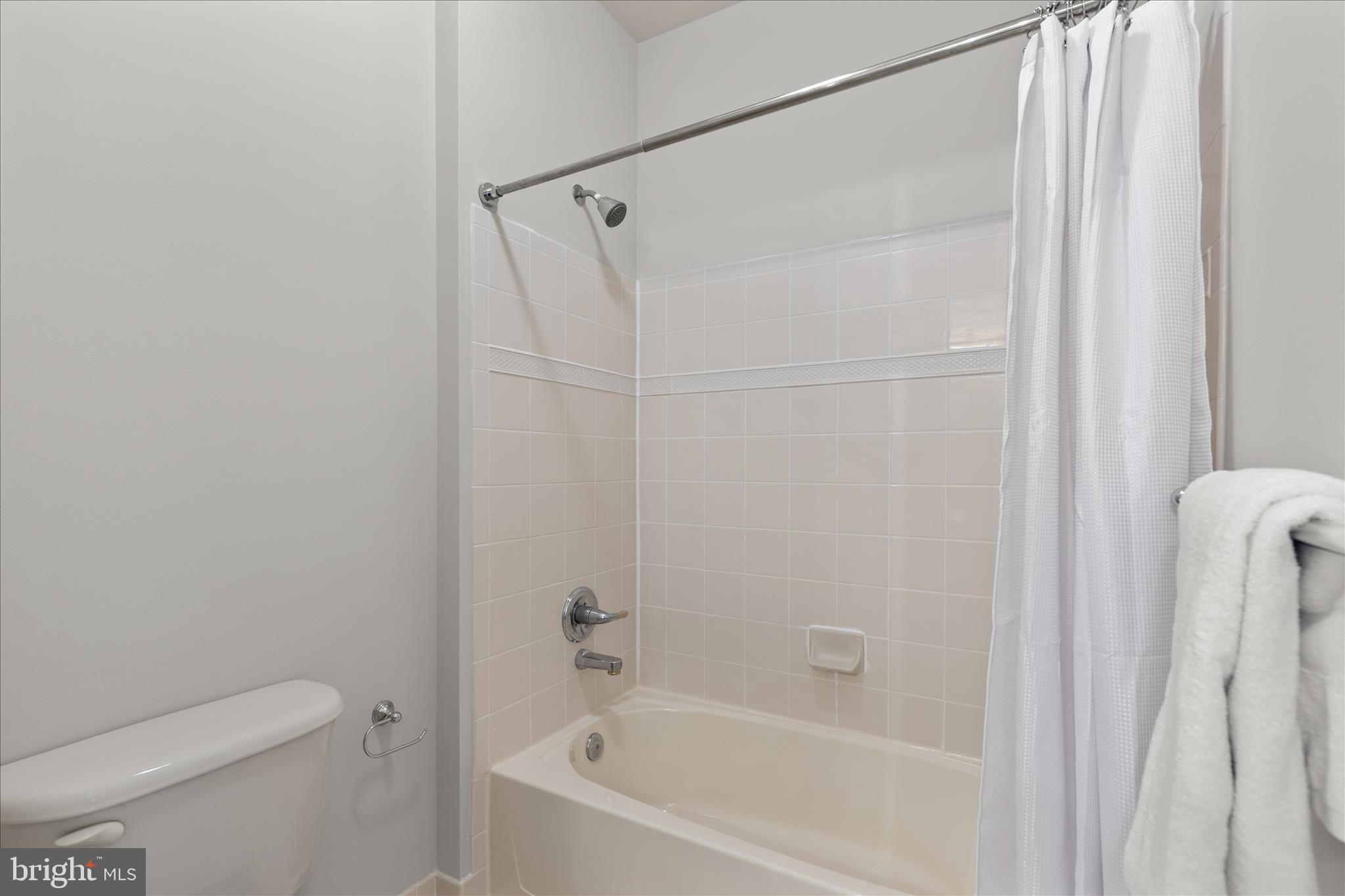 BELMONT COUNTRY CLUB - Residential