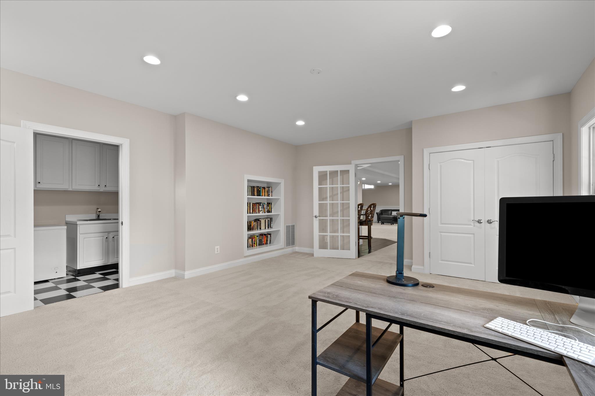 BELMONT COUNTRY CLUB - Residential