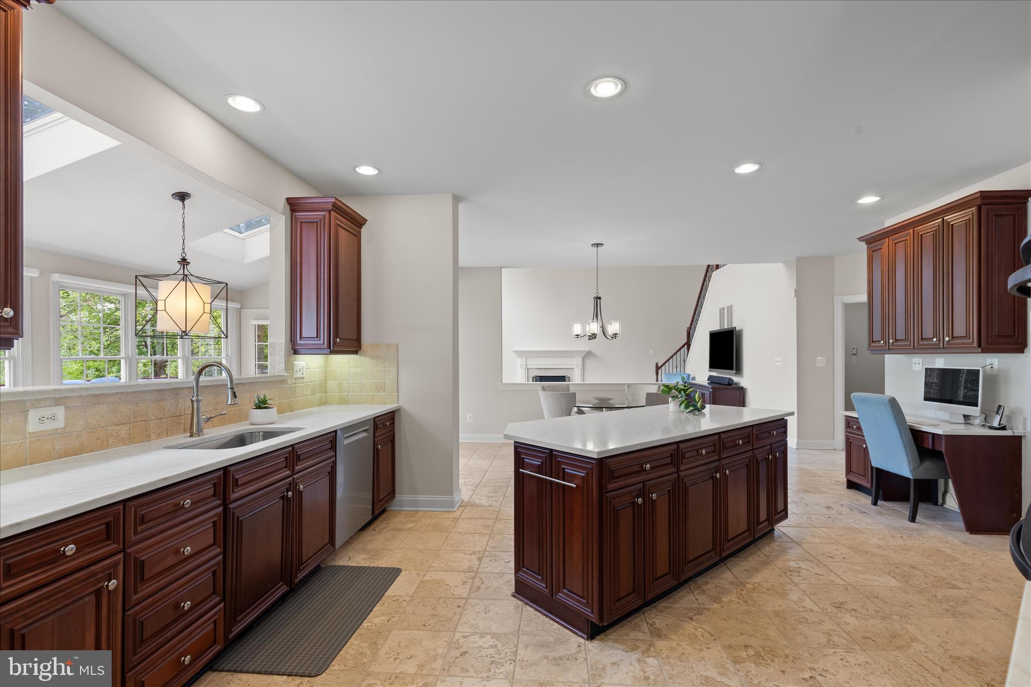 BELMONT COUNTRY CLUB - Residential