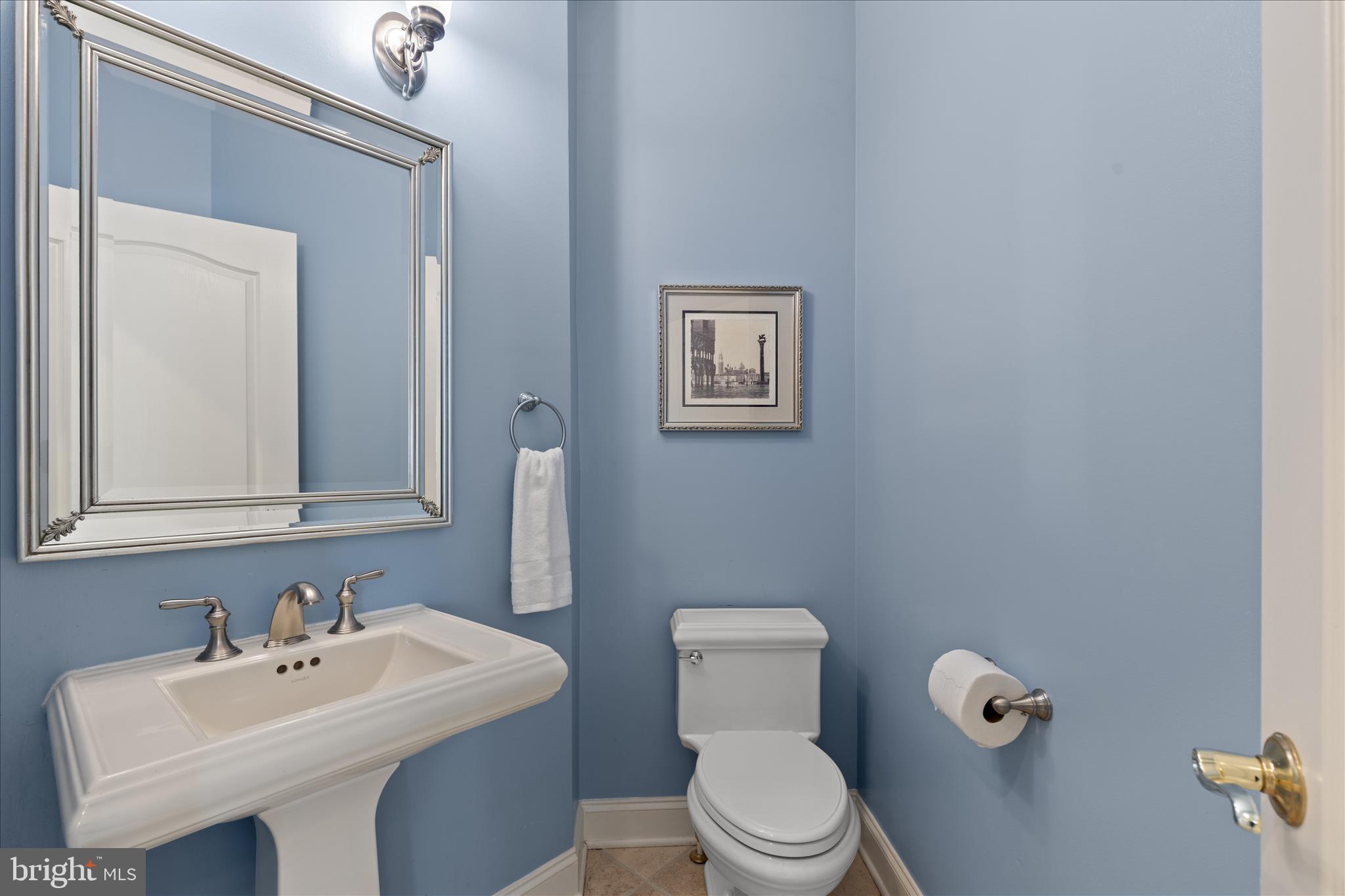BELMONT COUNTRY CLUB - Residential