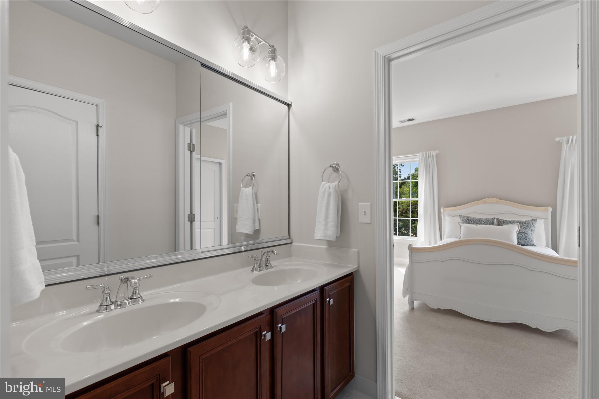 BELMONT COUNTRY CLUB - Residential