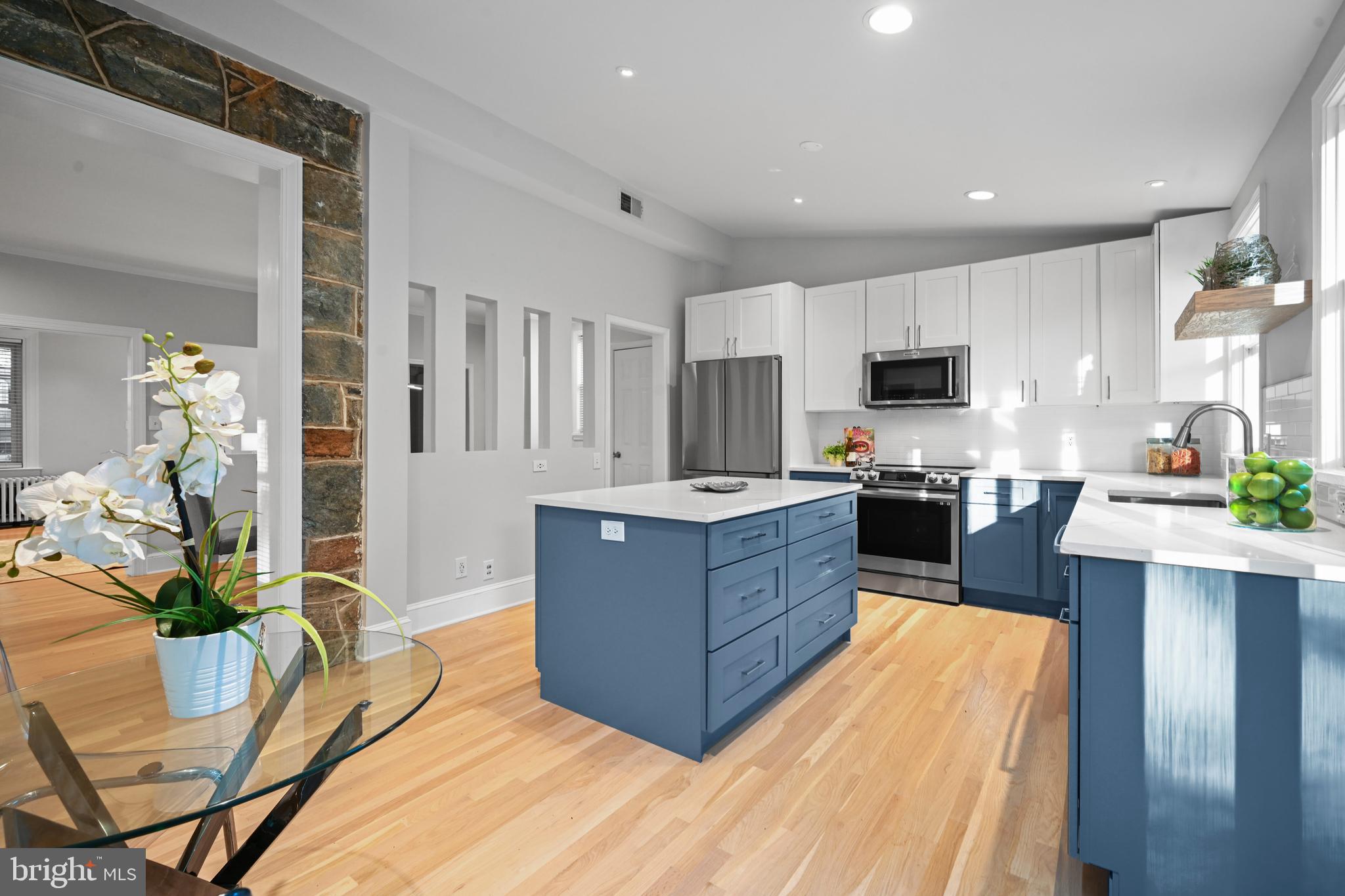 CHEVY CHASE - Residential