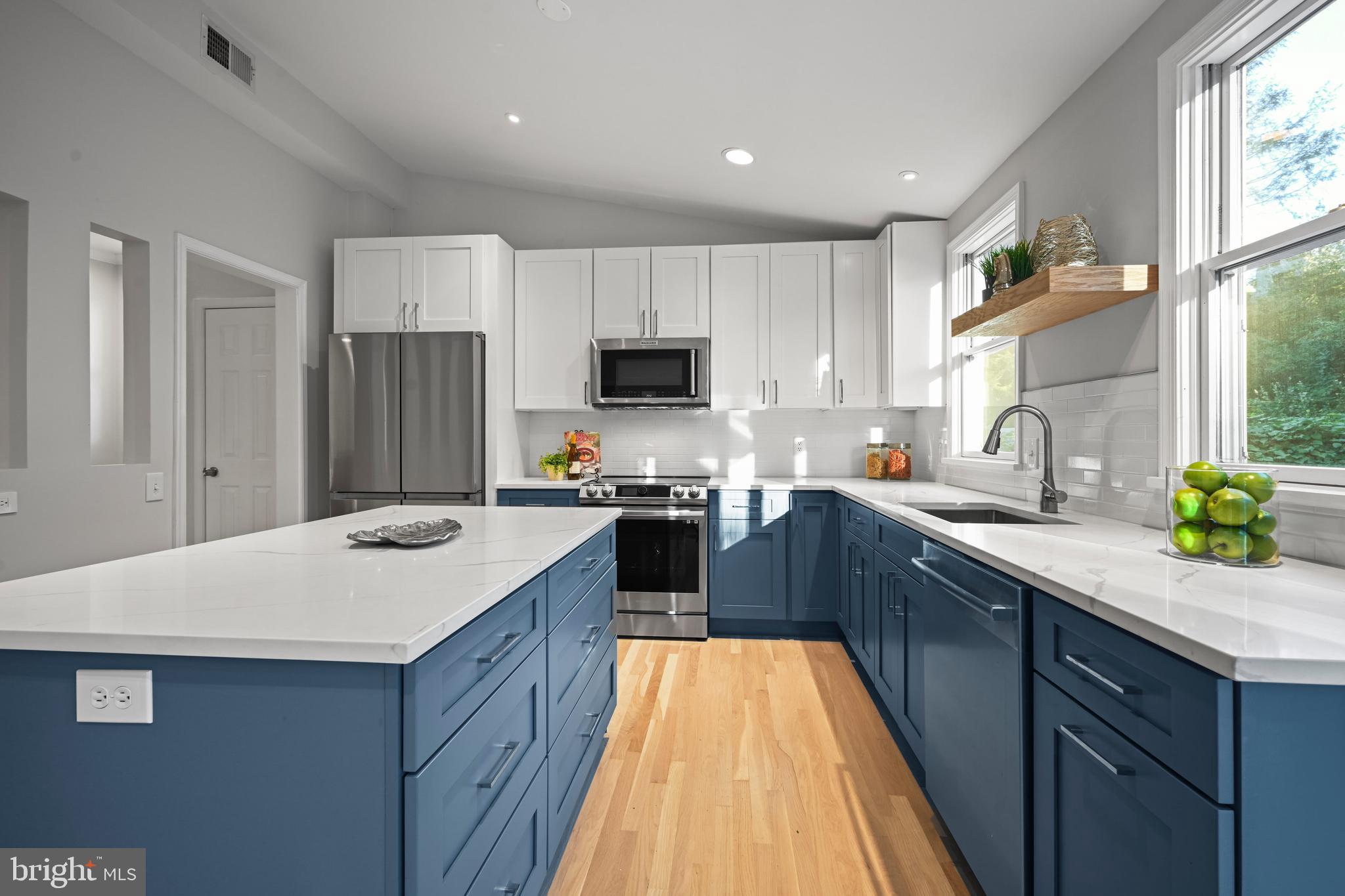 CHEVY CHASE - Residential