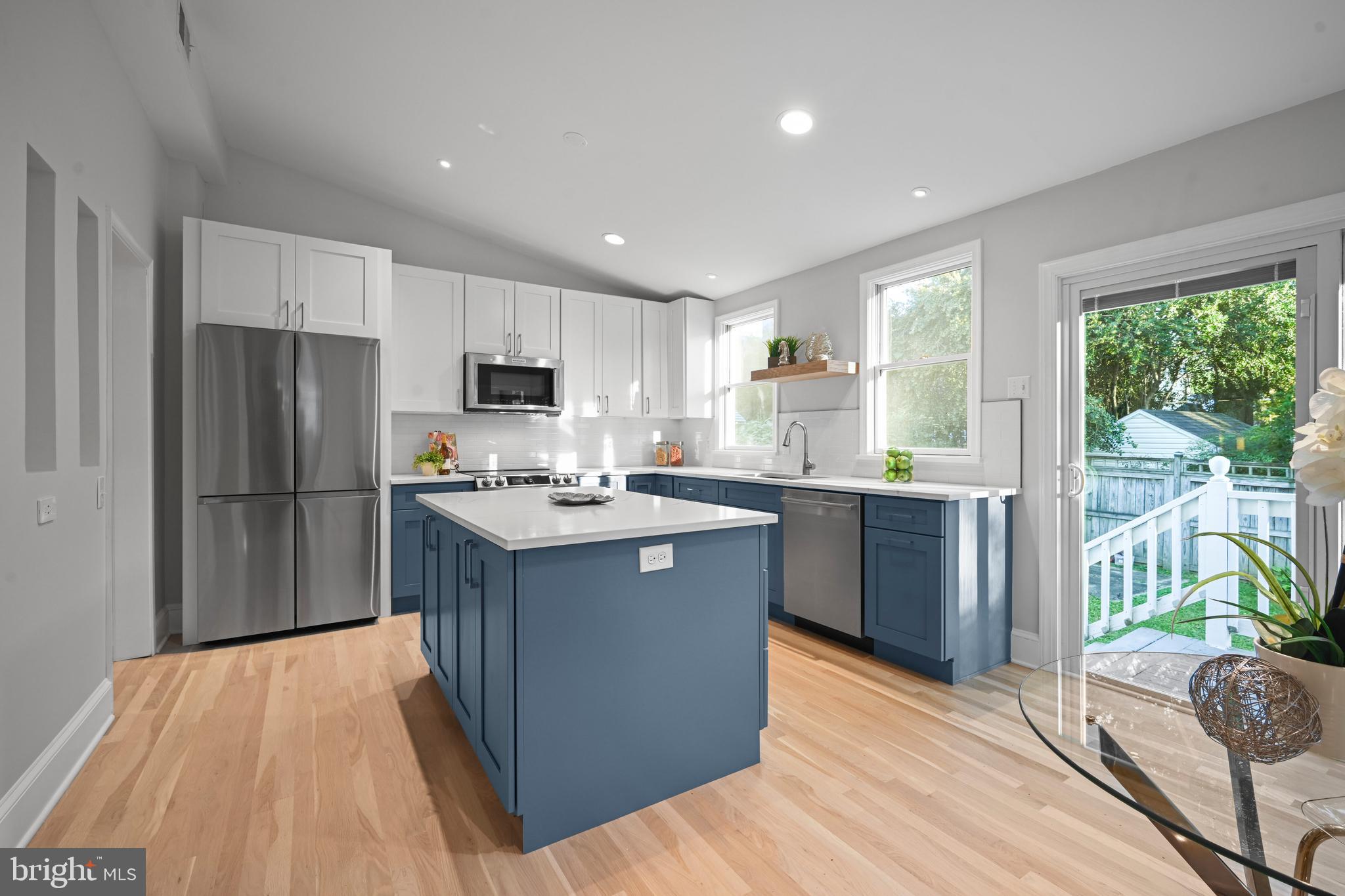 CHEVY CHASE - Residential