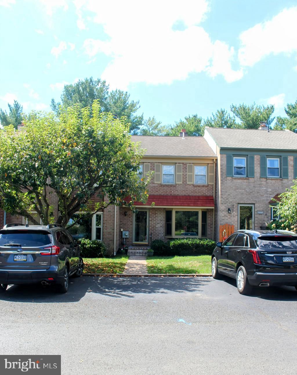 4009 LANTERN LANE