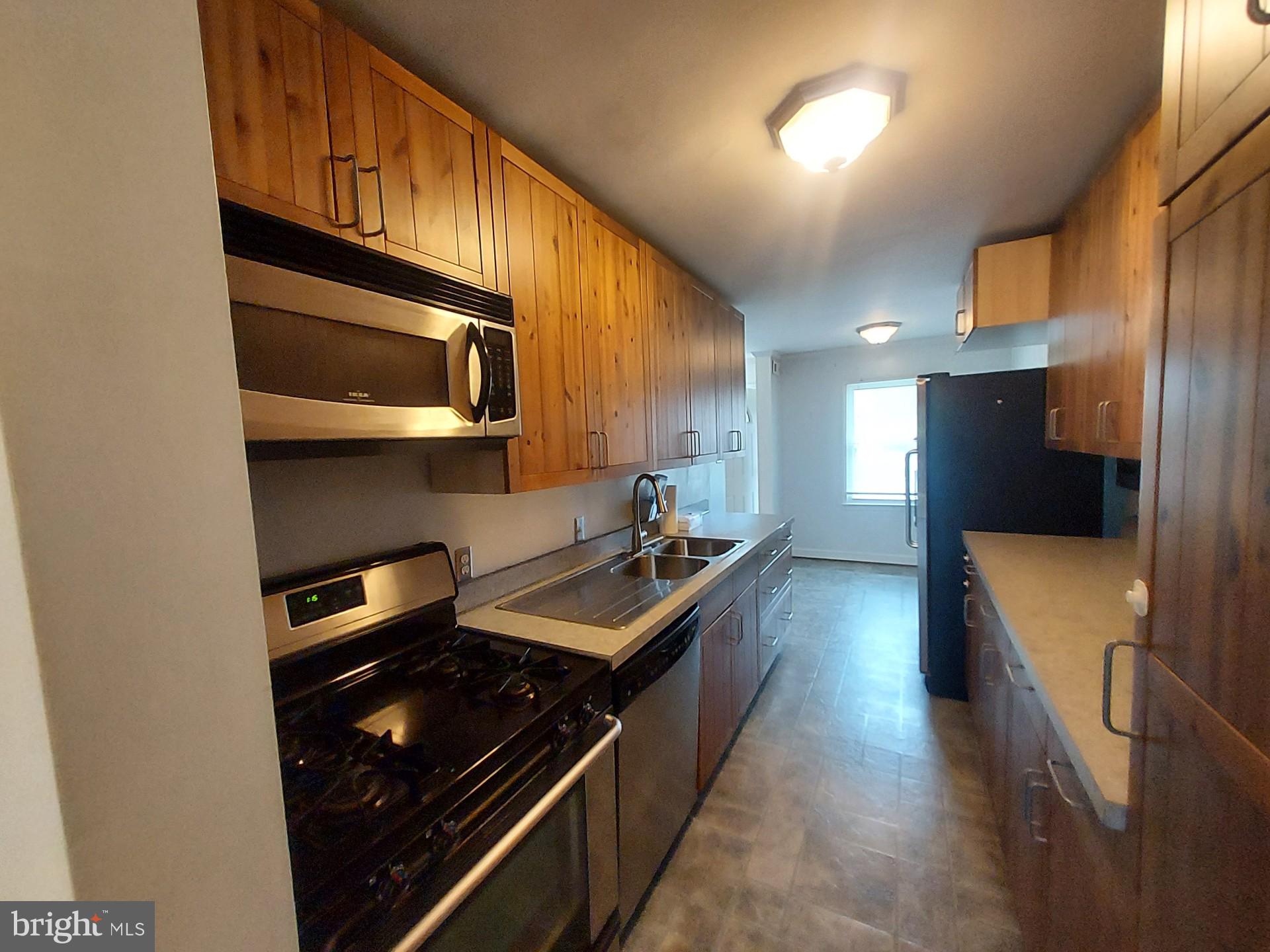 DIAMOND FARMS - Residential Lease